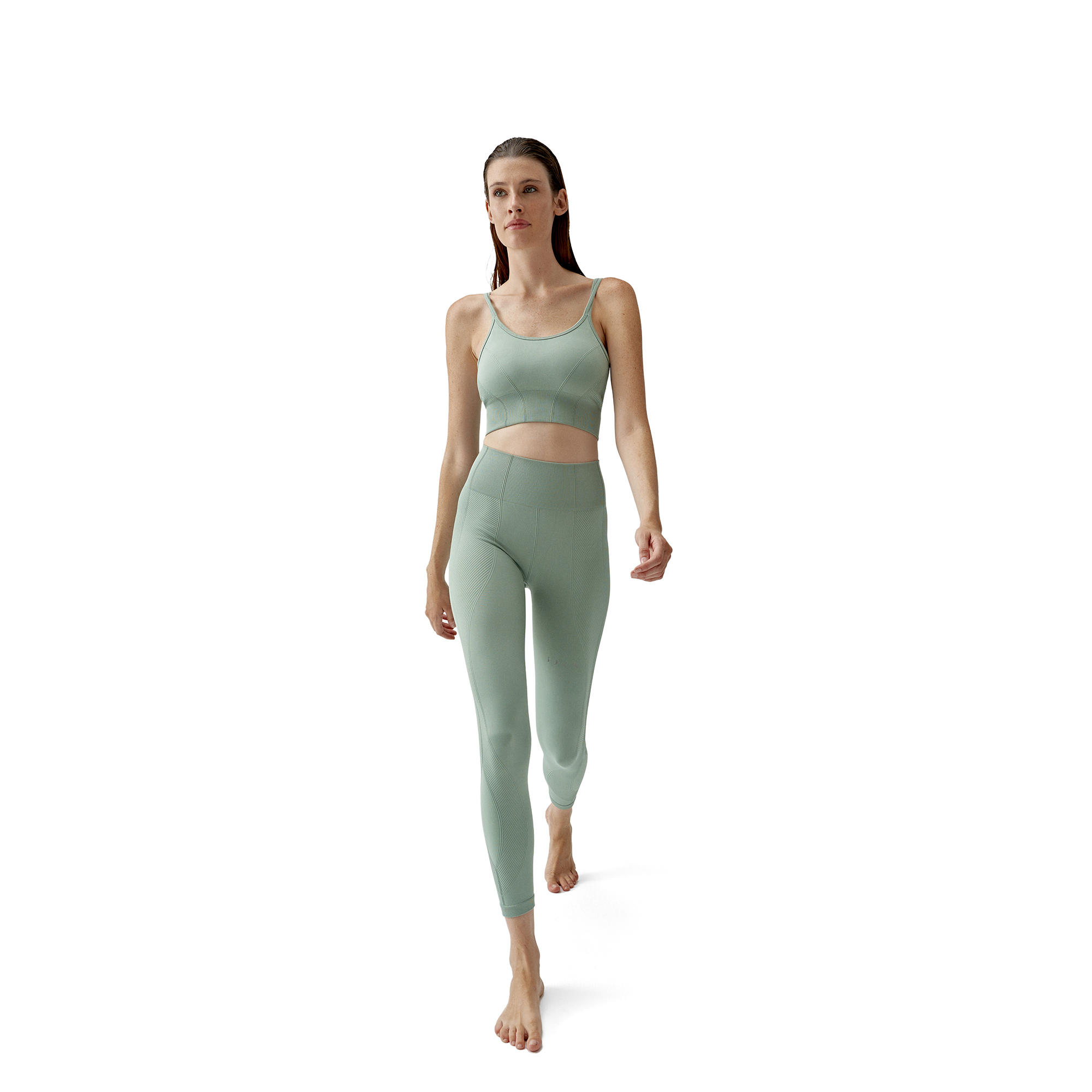 Top Deportivo Sureya Born Living Yoga