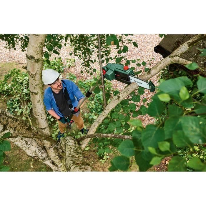 Bosch draadloze snoeischaar op steel - UniversalChainPole 18 (Geleverd zonder accu of lader, 18V-2,5Ah, 18V-systeem, snijlengte: 15 cm)
