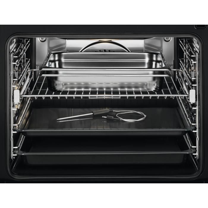 Electrolux Y9SOA3XT 800W MealAssist inbouwstoomoven met SteamPro, energieklasse A++, matzwart