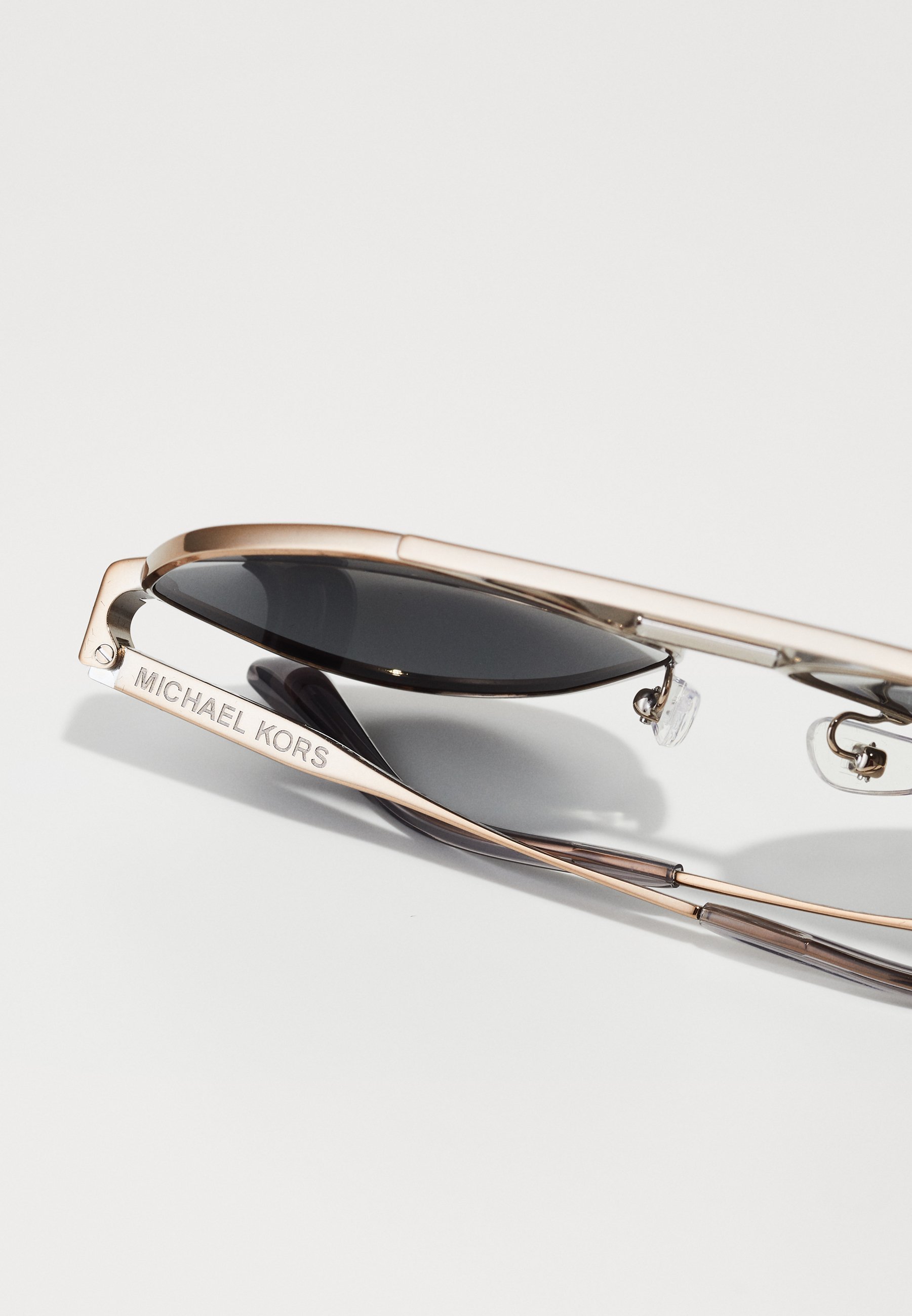 Michael Kors BRENTWOOD - Occhiali da sole - color oro beige
