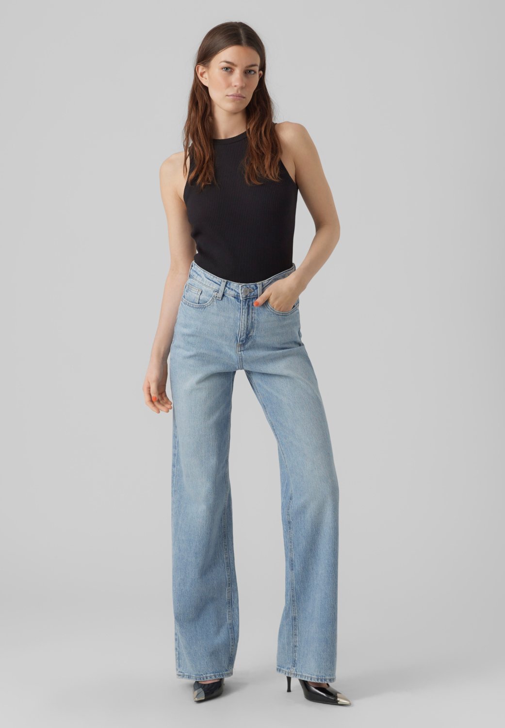 Vero Moda Tall STRAIGHT JEANS - Rechte jeans - lichtblauwe denim