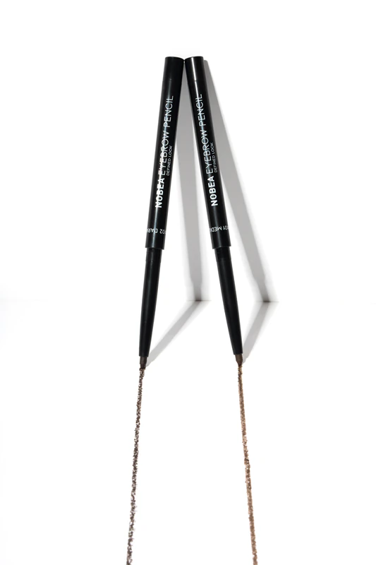 Automatická ceruzka na obočie NOBEA Day-to-Day Eyebrow Pencil
