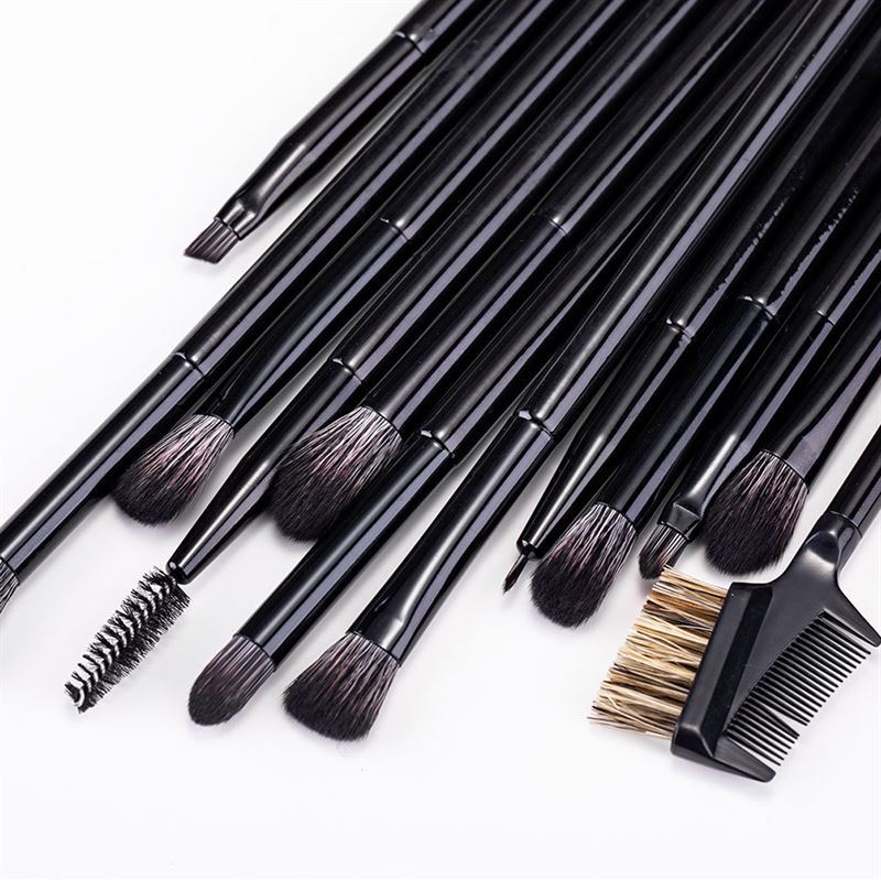 „Technique Pro Color Shifter“ akių šešėlių ir antakių šepetėlių rinkinys – juodas