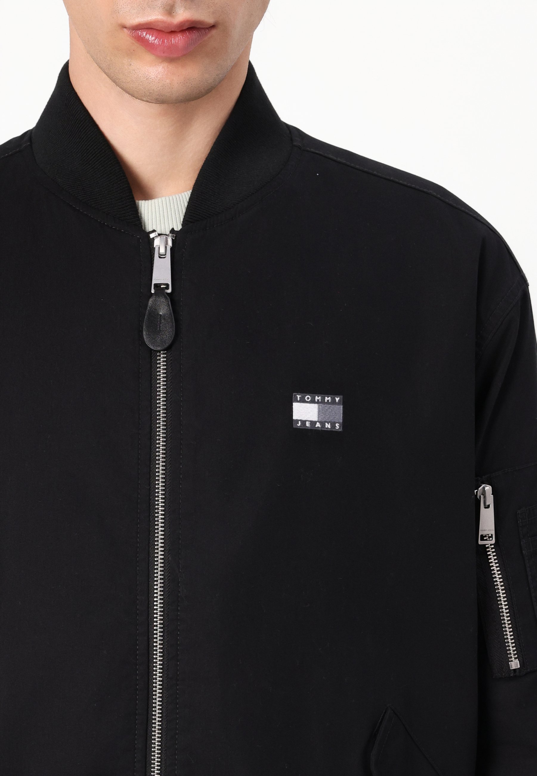 Tommy Jeans bomberjack - zwart