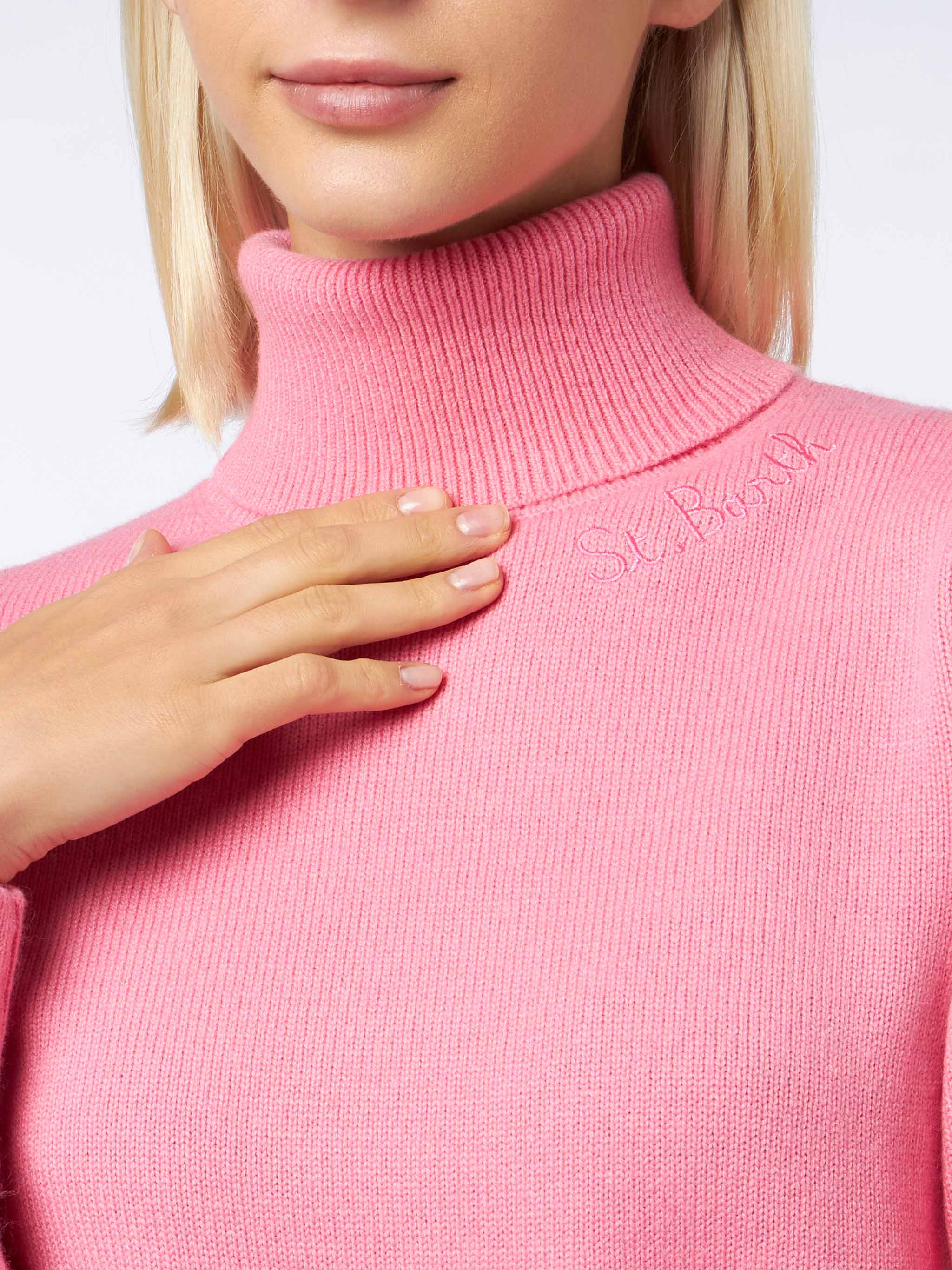 Roze gebreide coltrui voor dames