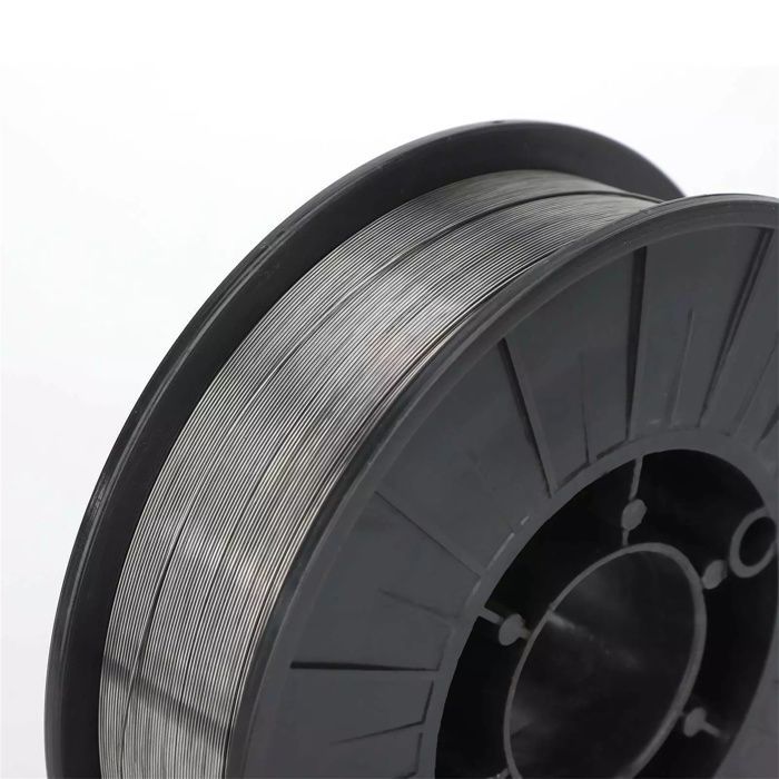 Alambre de soldadura de acero tubular con fundente sin gas E71T-GS de 0,8 mm y 5 kg, autoprotegido, universal para MIG en todas las direcciones.