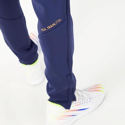  Fila Training