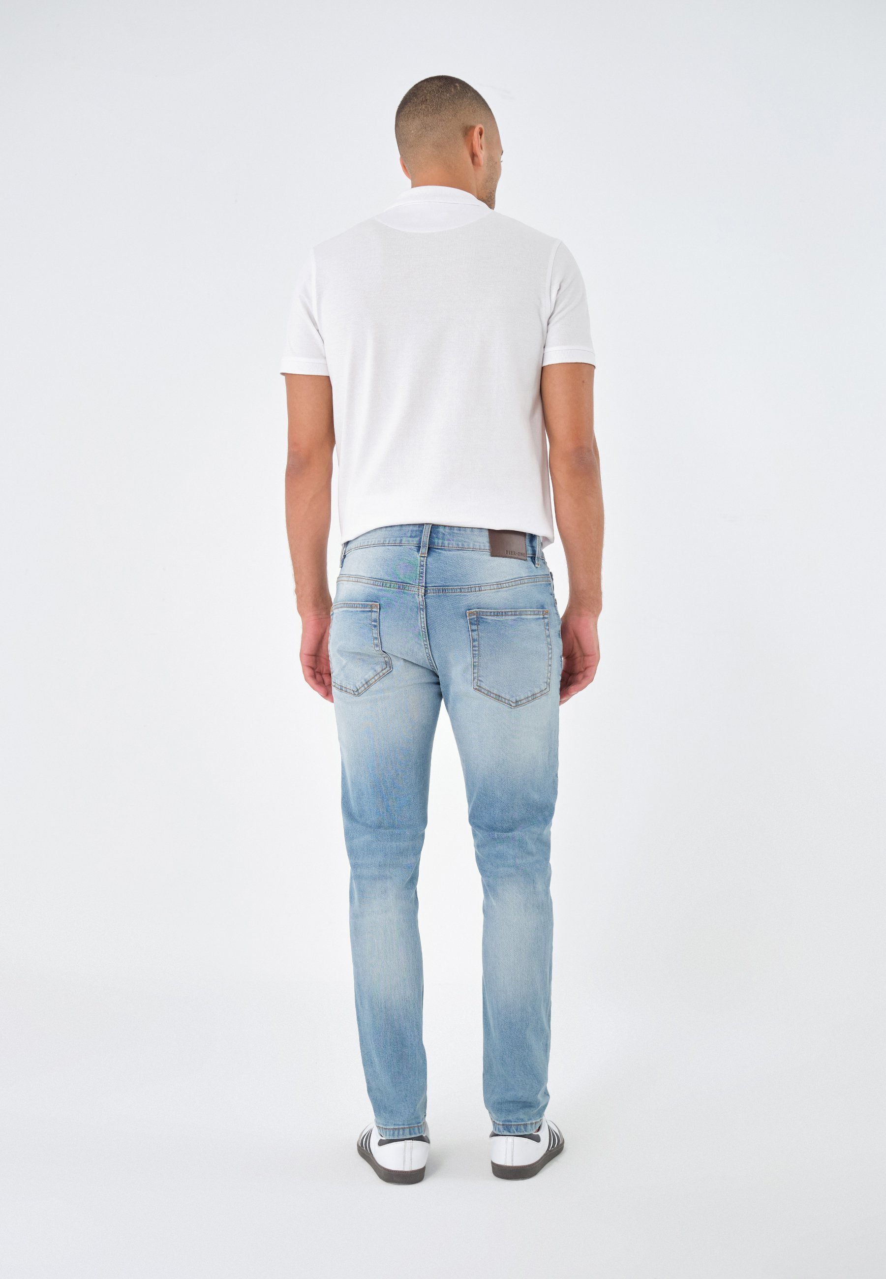 Pier One Slim fit -farkut - vaaleansininen