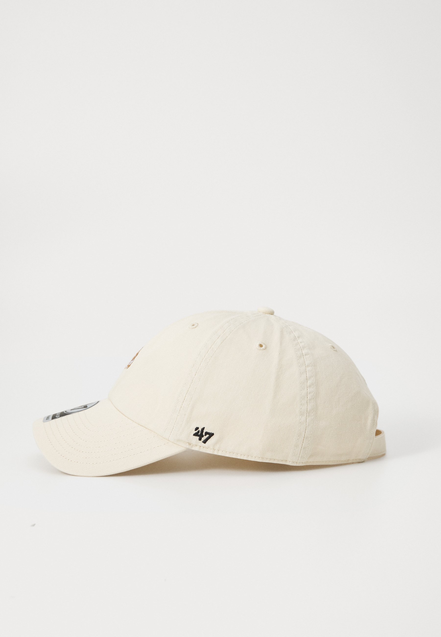 '47 Caps