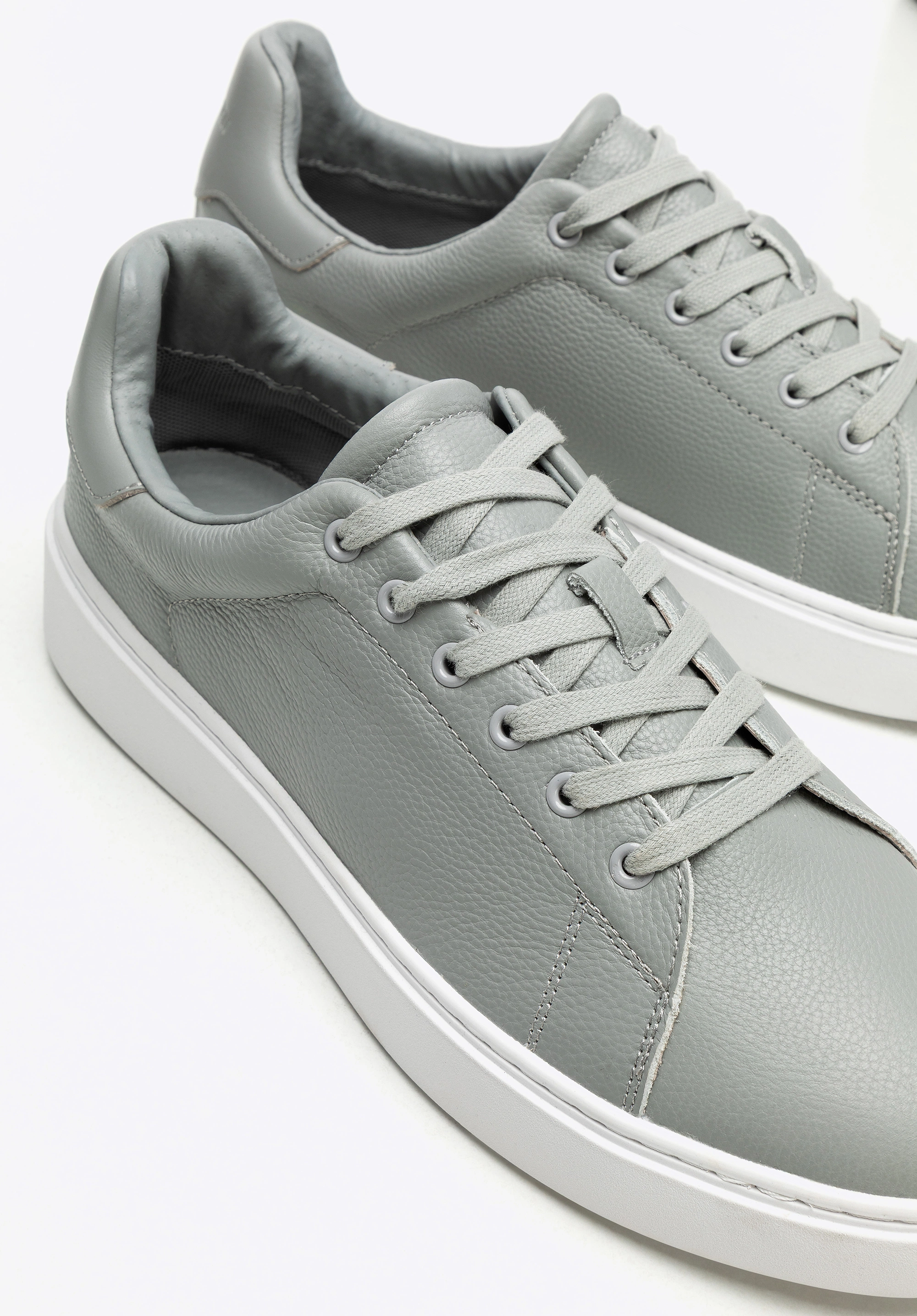 Męskie sneakersy ze skóry naturalnej licowej szare