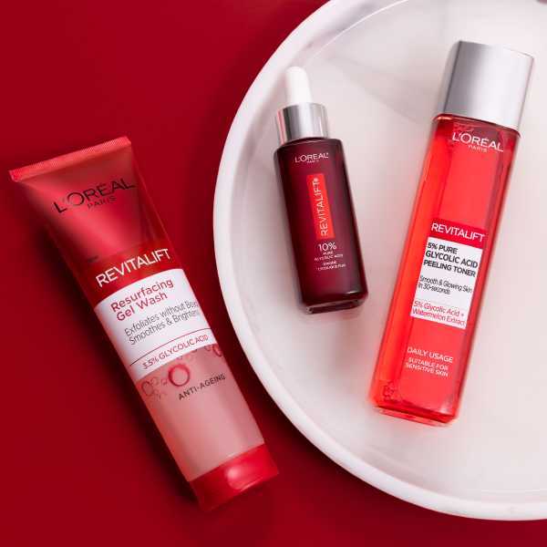 Tonico peeling L'Oréal Paris Revitalift con acido glicolico al 5%