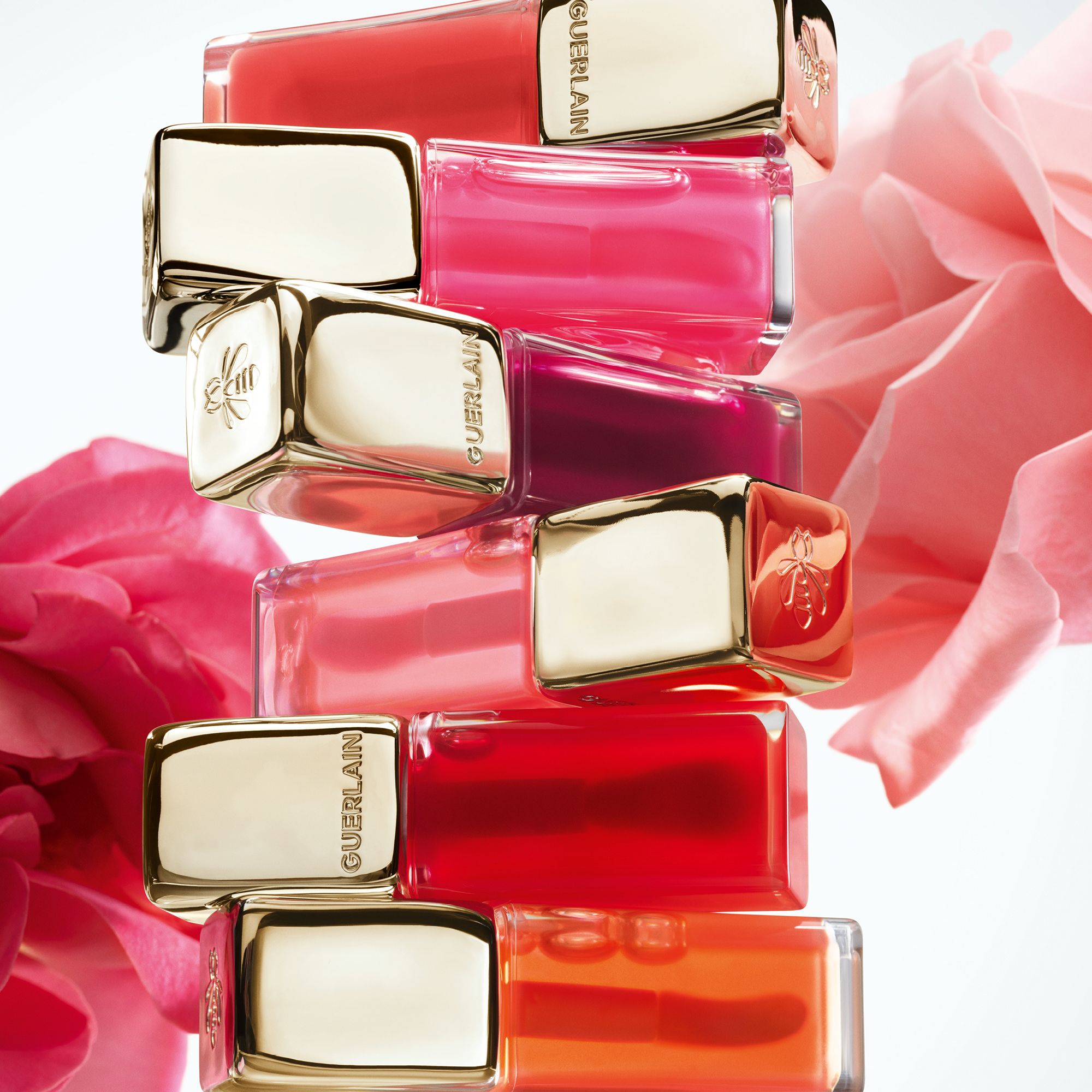 Kiss Kiss Bee Glow Oil tonēta lūpu eļļa Luksusa lūpu spīdums