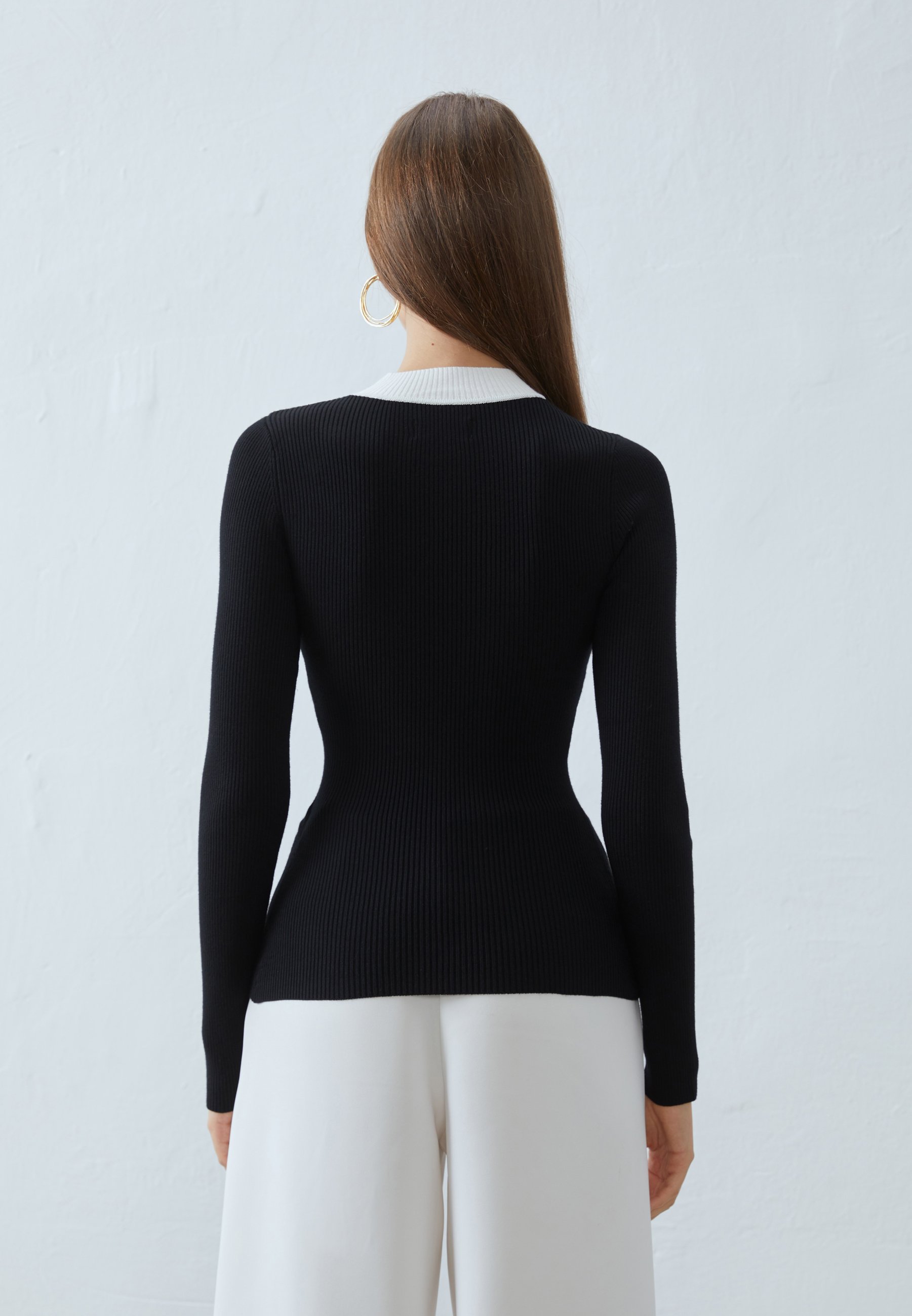 Pull Anna Field - noir et blanc