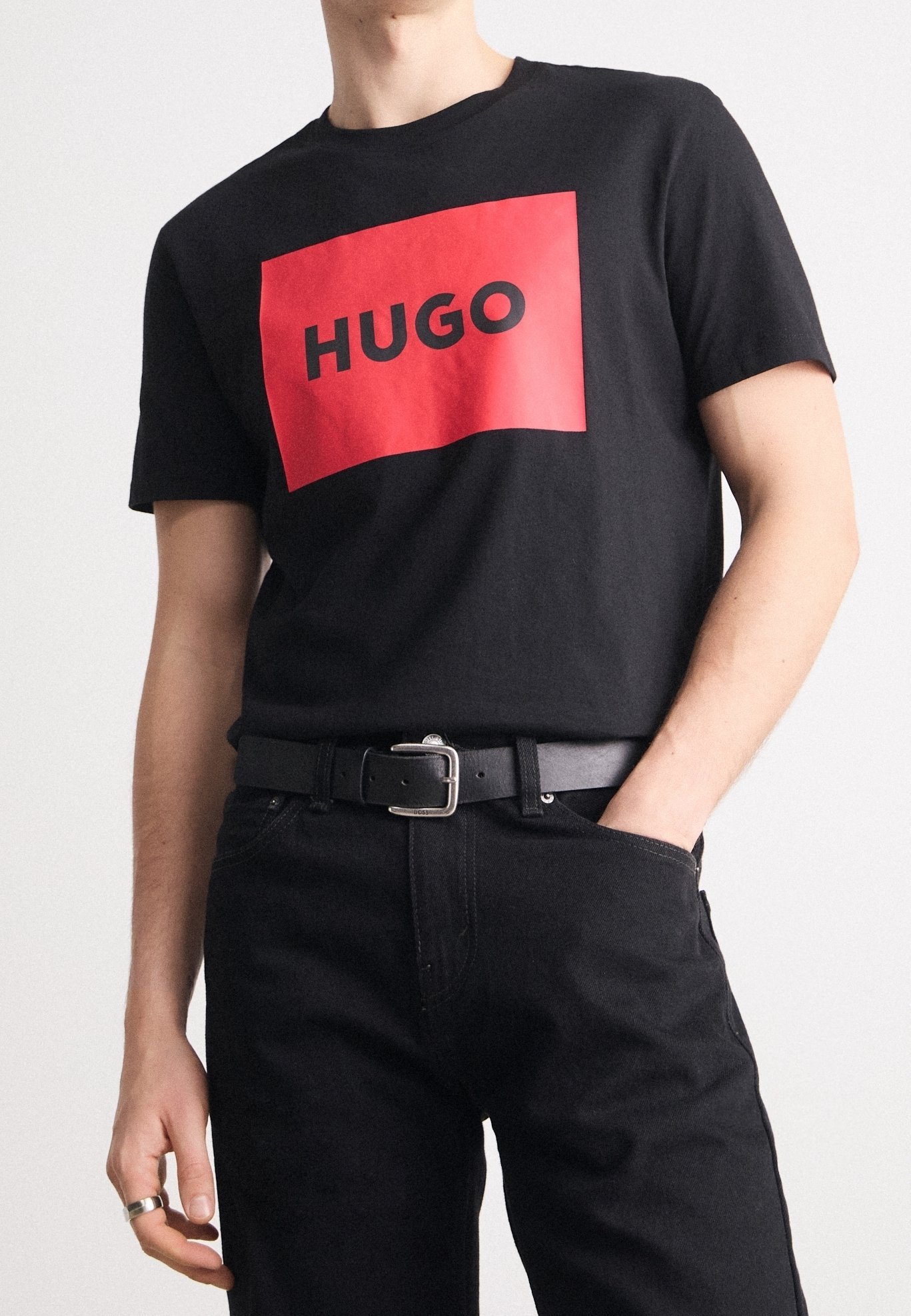 HUGO T-shirt met print - zwart