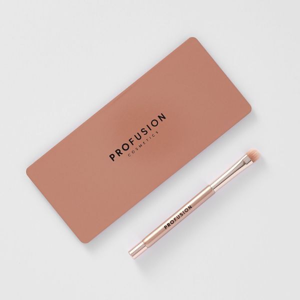 Profusion Cosmetics Magnetix -teline ja luomivärisivellin