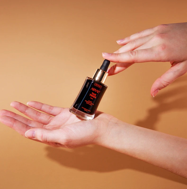 „Arval Half Times Tan Times Face Elixir“ įdegio losjonas