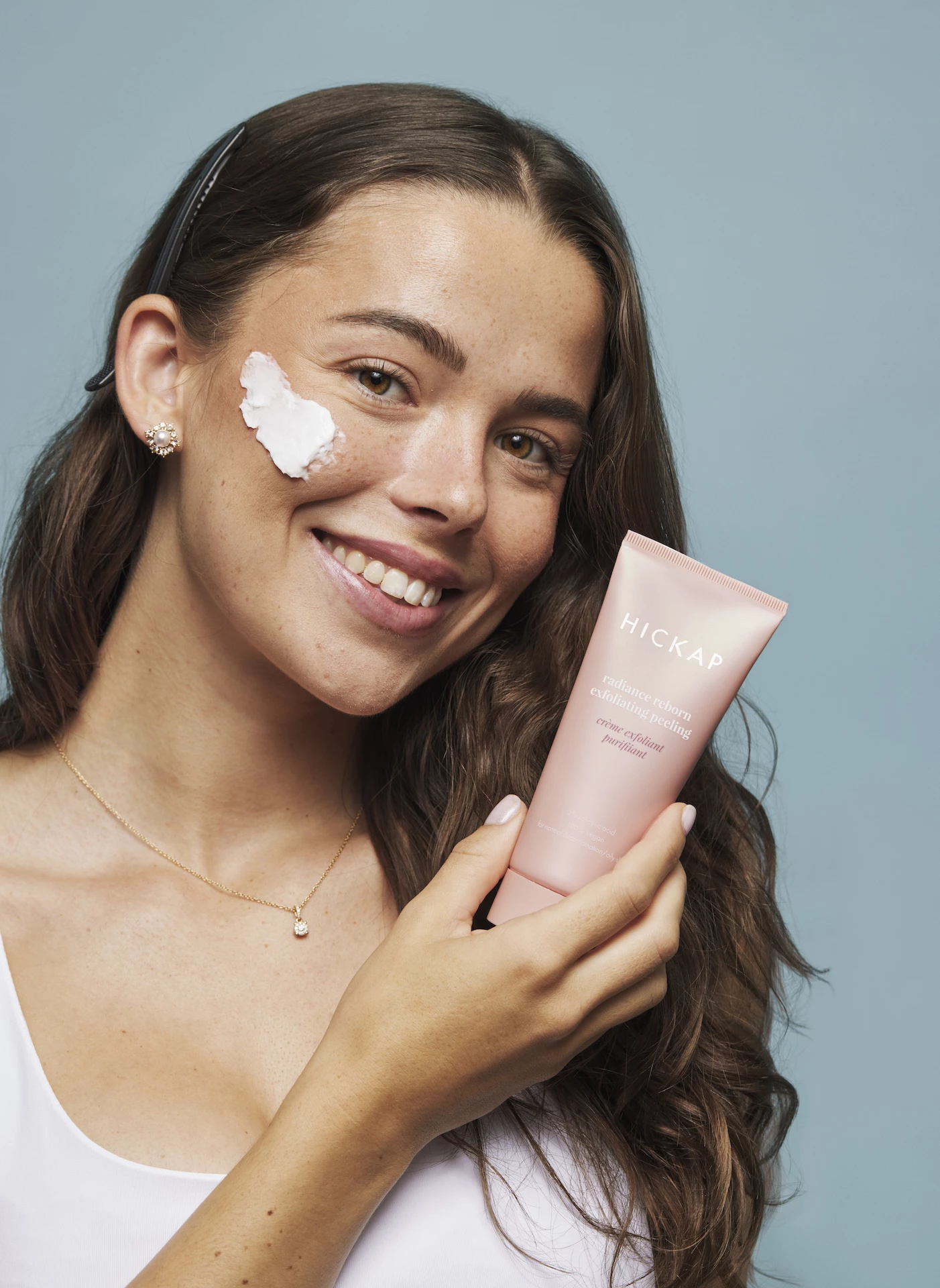 Radiance Reborn hámlasztó peeling 100 ml - Hickap