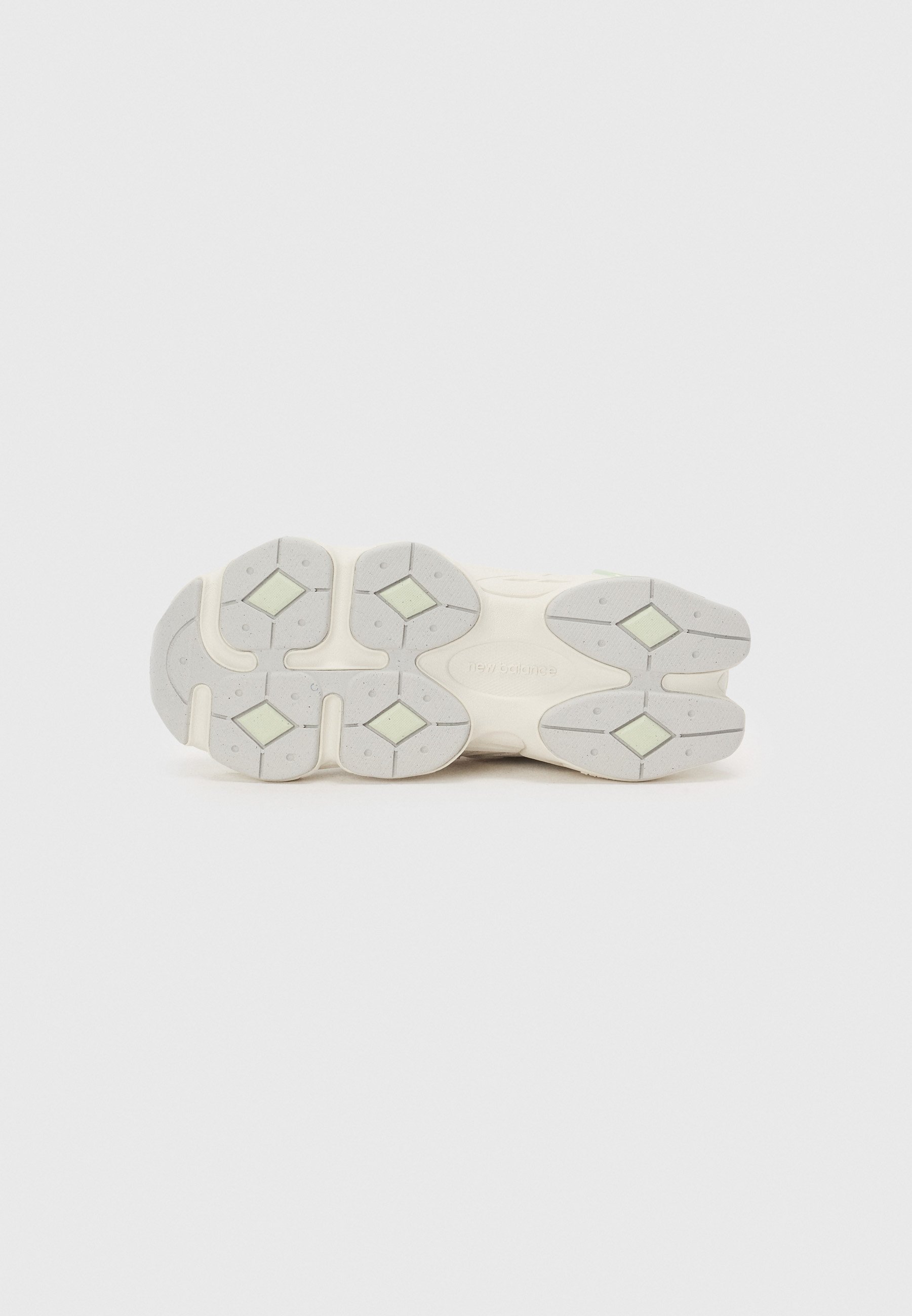 New Balance 9060 - Sneakers - zeezout