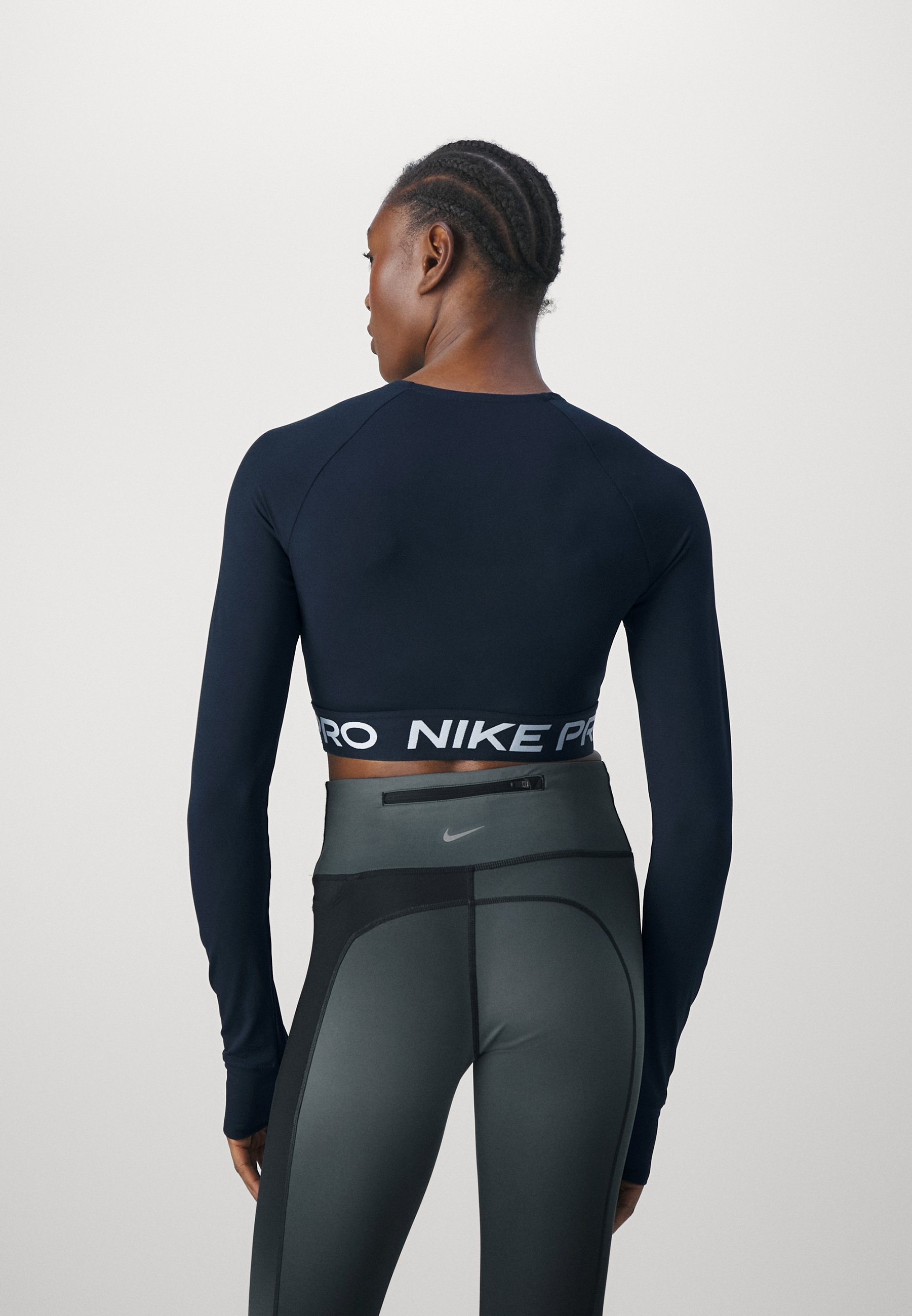 Nike Performance 365 CROP - Hosszú ujjú felső - fekete/fehér