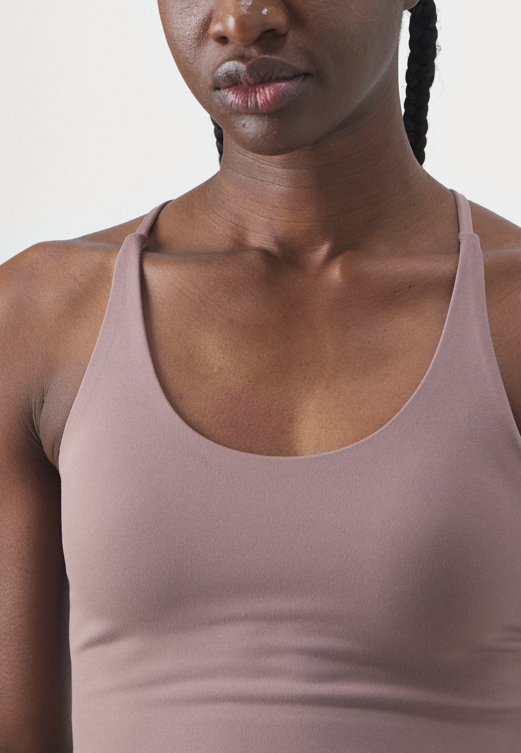 Soutien-gorge dos nu Girlfriend Collective FLOAT CLEO - Soutien-gorge de sport à maintien léger - Gris brume