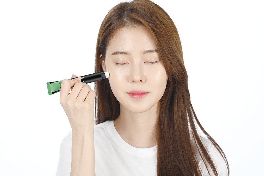 AC nomierinošais seruma pastiprinātājs Pretgrumbu un novecošanās aizkavēšanas krēmi