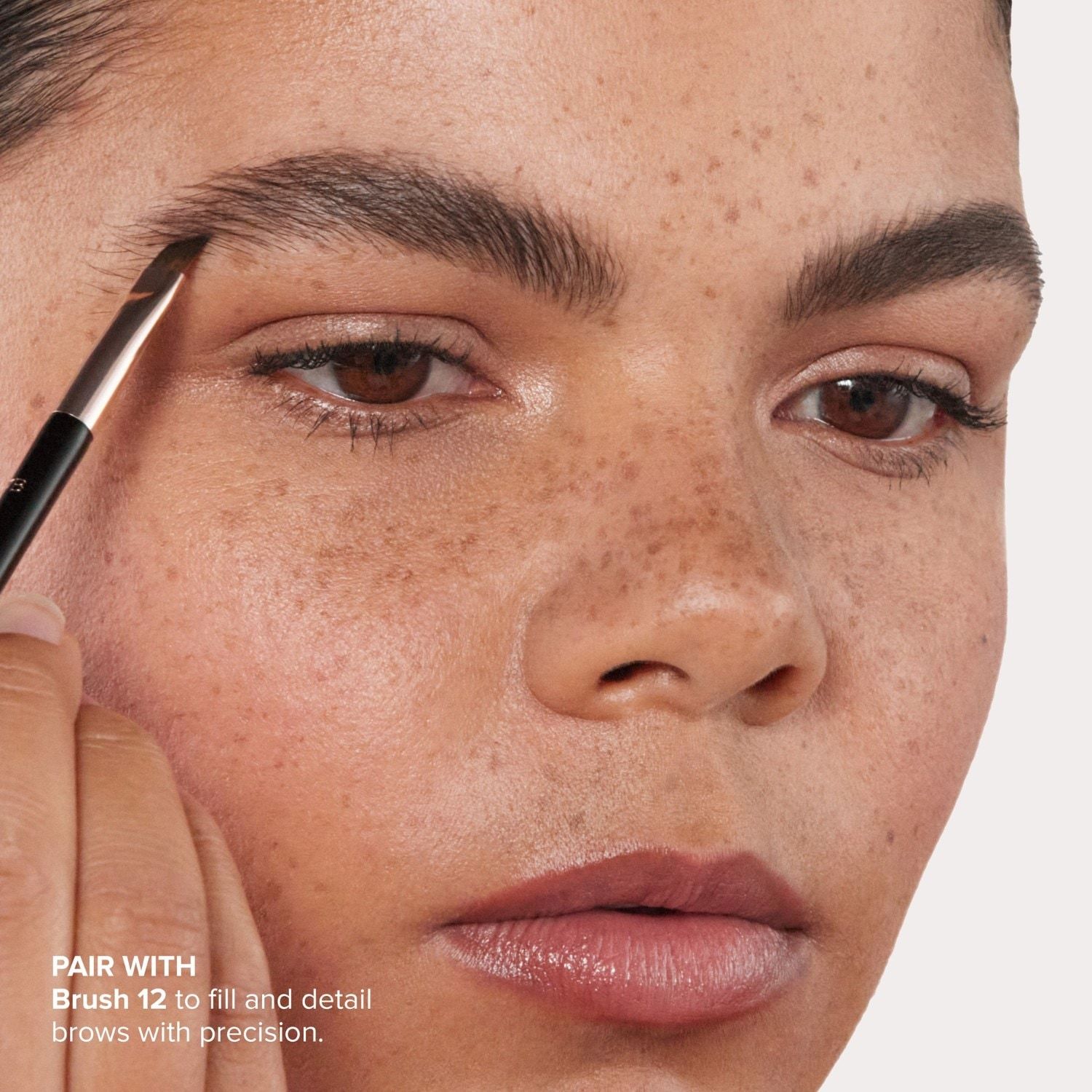 Anastasia Beverly Hills antakių pudra „Dipbrow®“ – 4 g