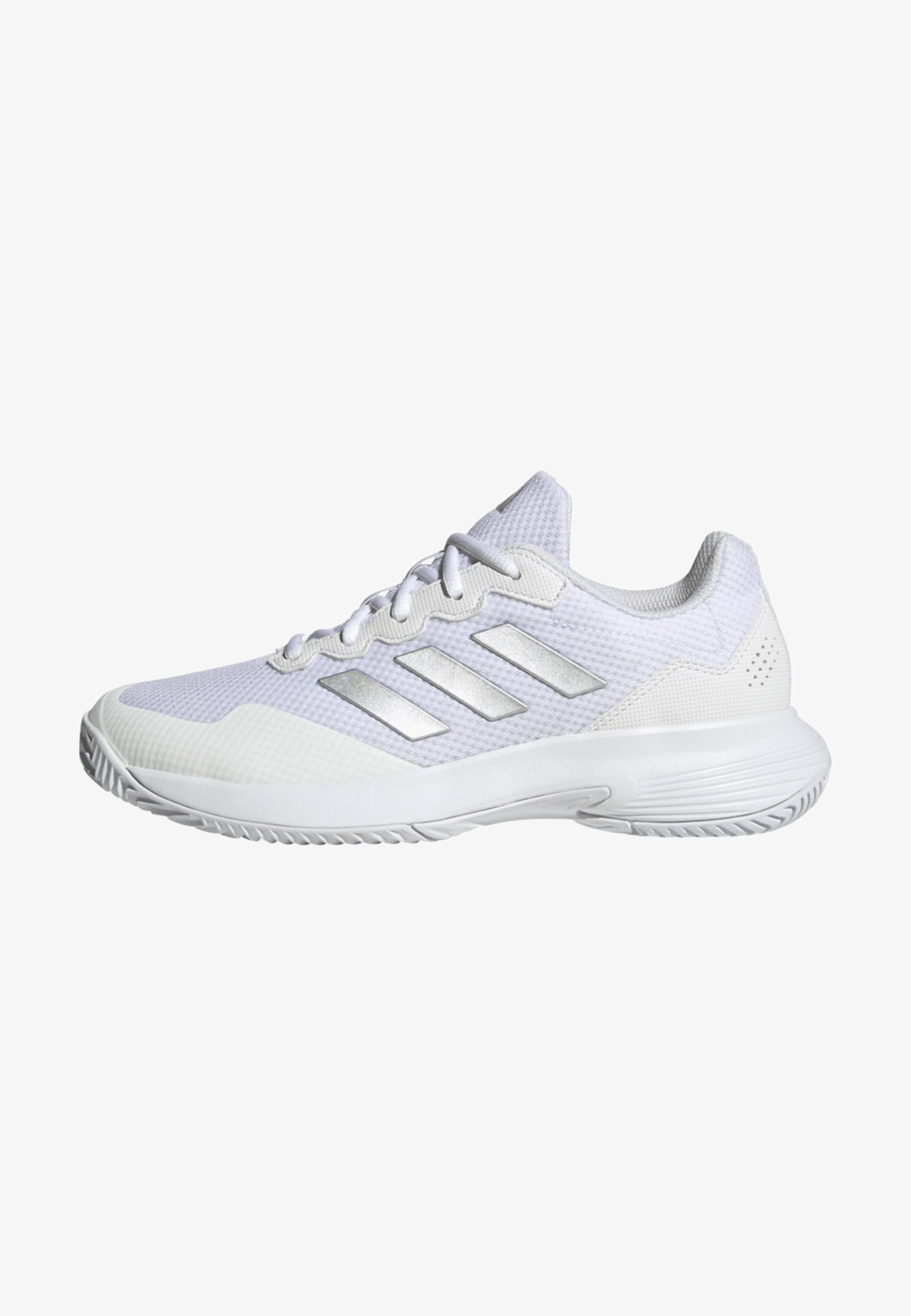 adidas Performance GAMECOURT 2 - Multicourt tennisschoenen - wolkwit zilver metallic wolkwit