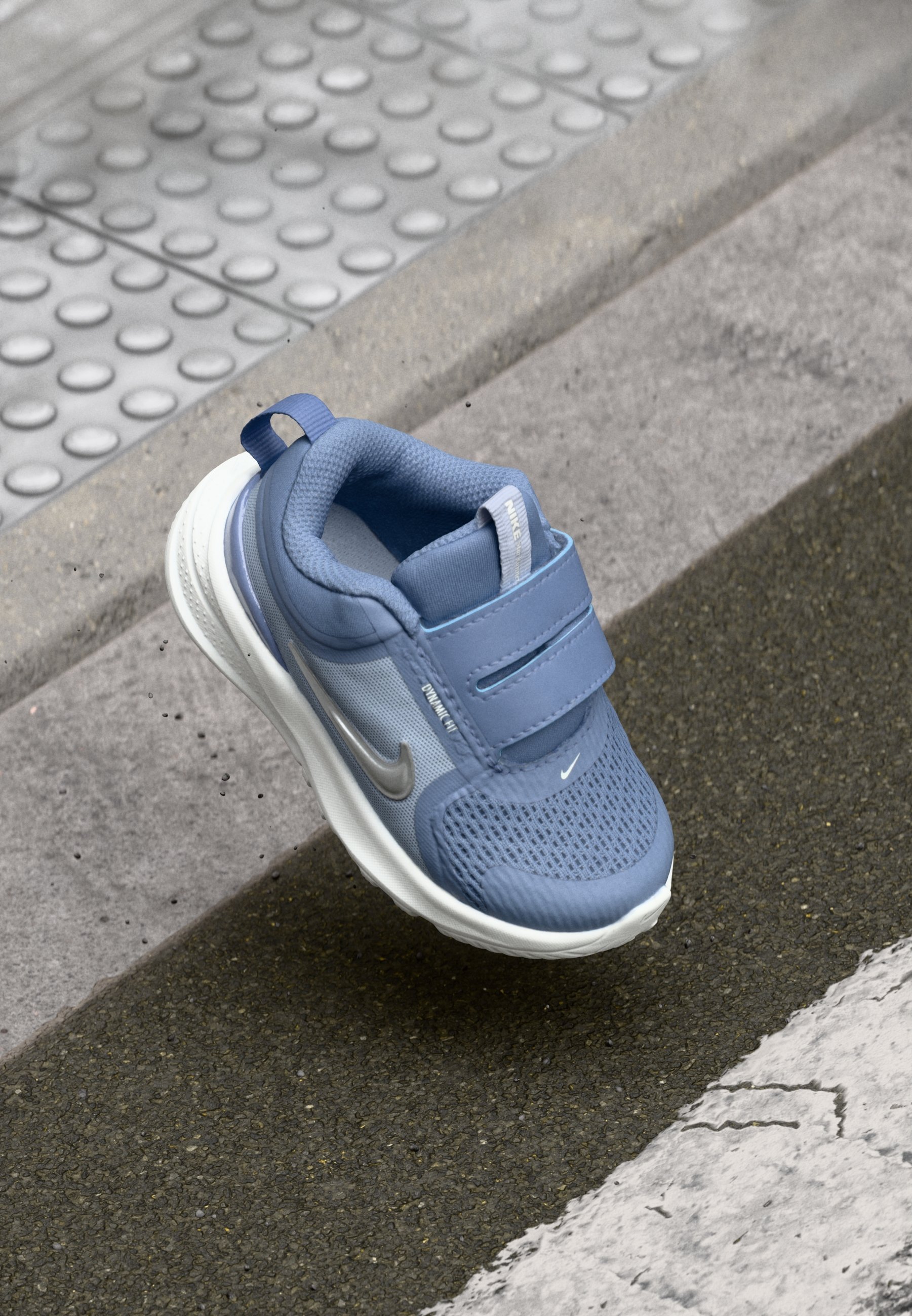 Nike Performance STAR RUNNER 5 UNISEX - Straßenlaufschuhe - Welt Indigo/Metallic Silber/Ghost/Platinum Farbton
