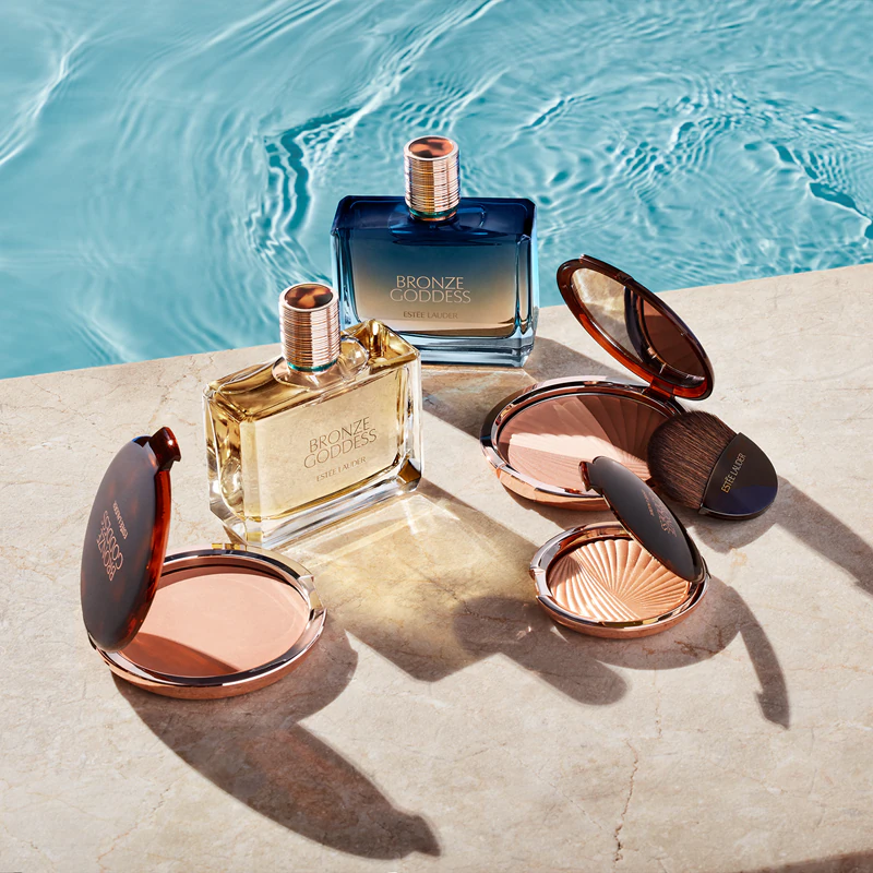 Bronze Goddess da Estée Lauder, um bronzer em pó com efeito aveludado.