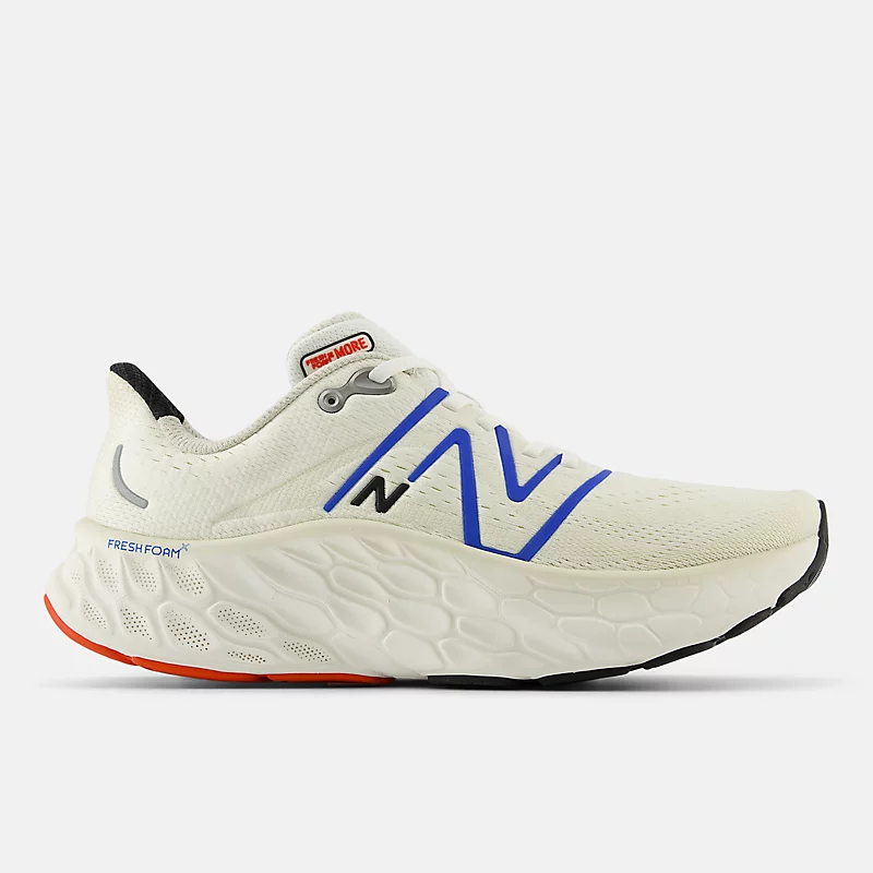 Men's Fresh Foam X More v4 - Meersalz mit Blue Oasis und Schwarz