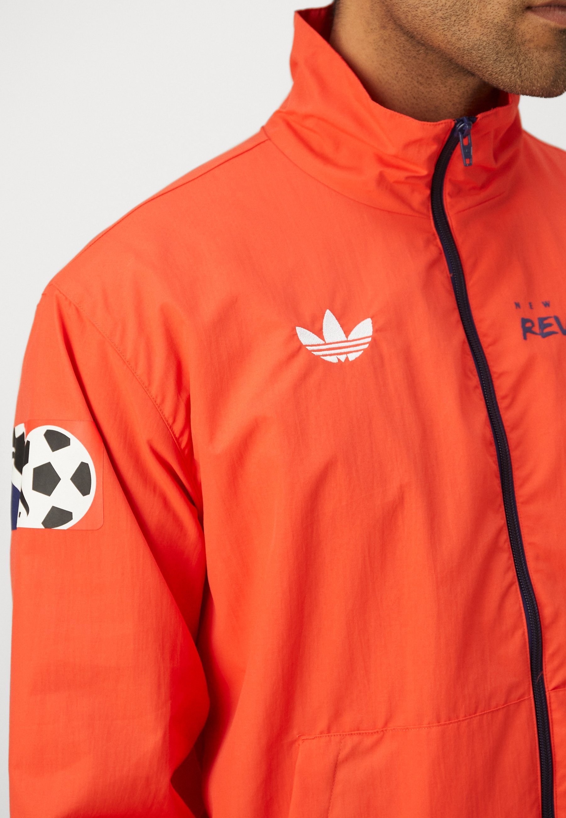 adidas Originals NEW ENGLAND OG ANTHEM JACKET - Kleding van het nationale team - felrood/wit