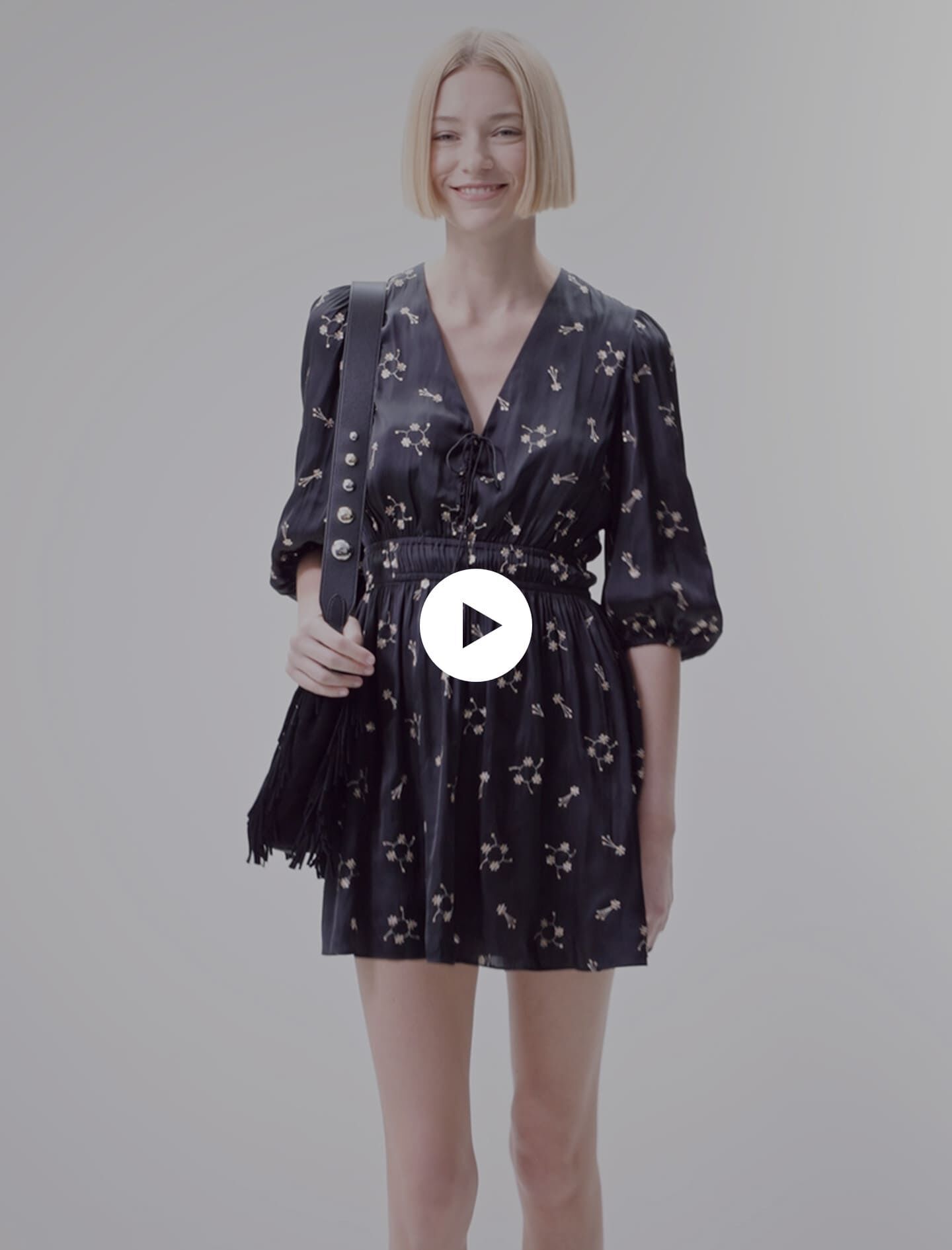 Rochie scurtă cu paiete - Negru