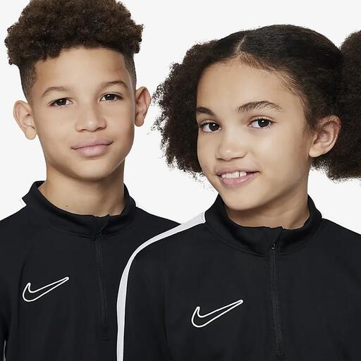  Nike Akadémia 23