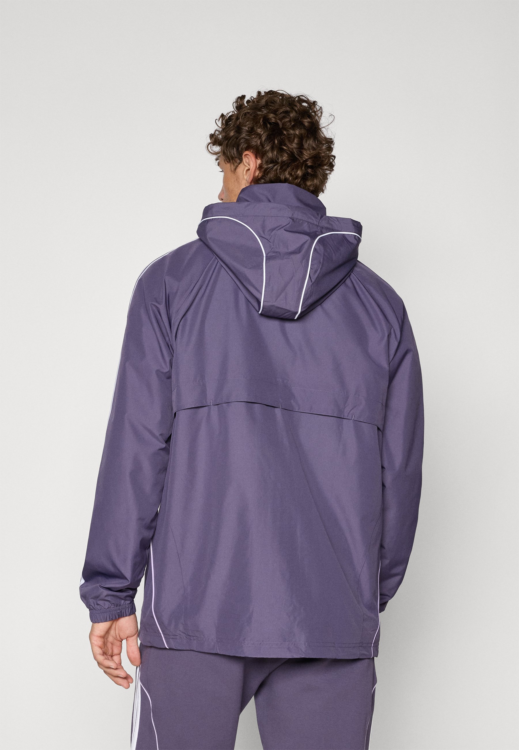 adidas Performance MANCHESTER UNITED UBP WINDBREAKER - Clubkleding - trace purple