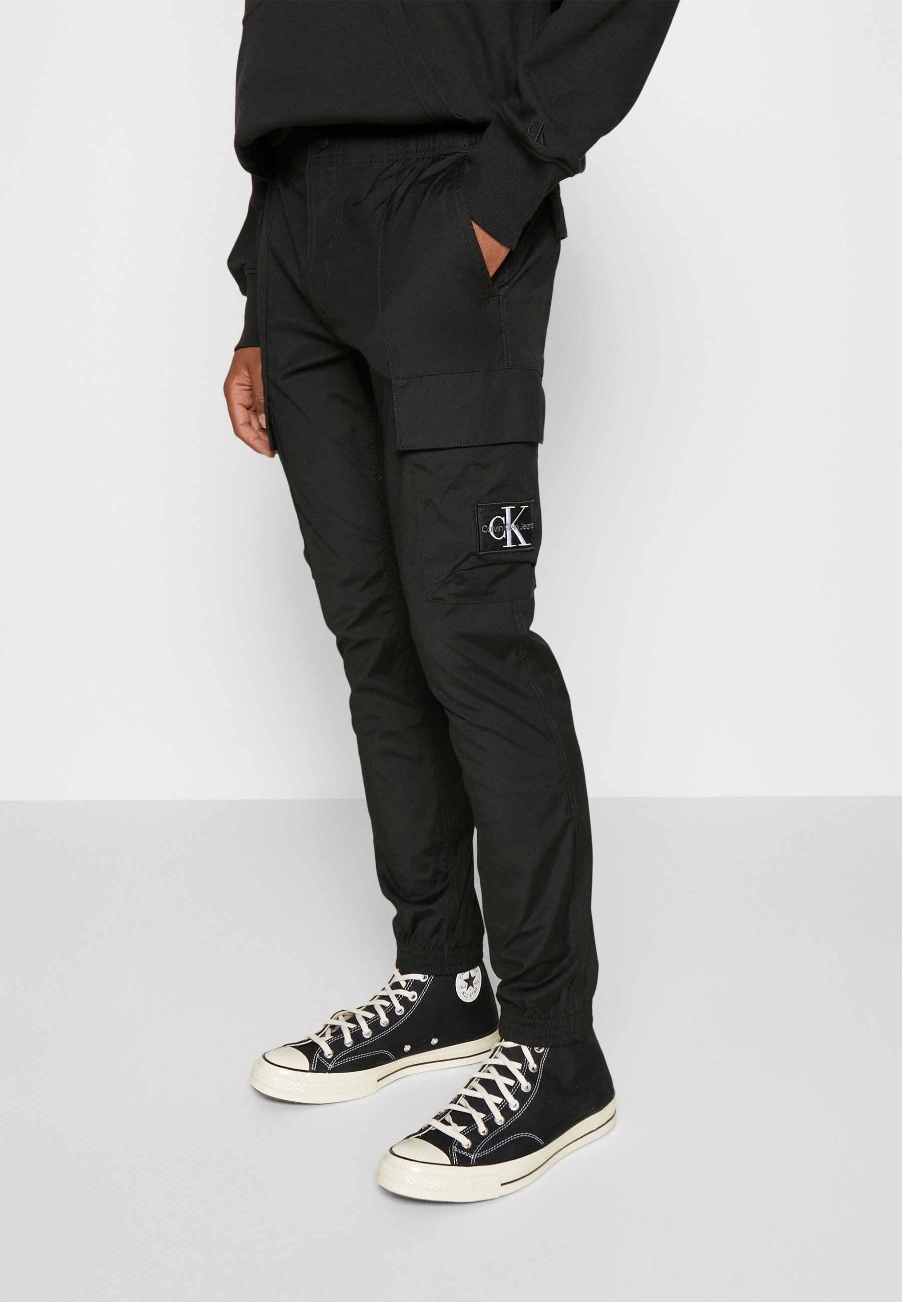 Pantalon cargo Calvin Klein Jeans - noir
