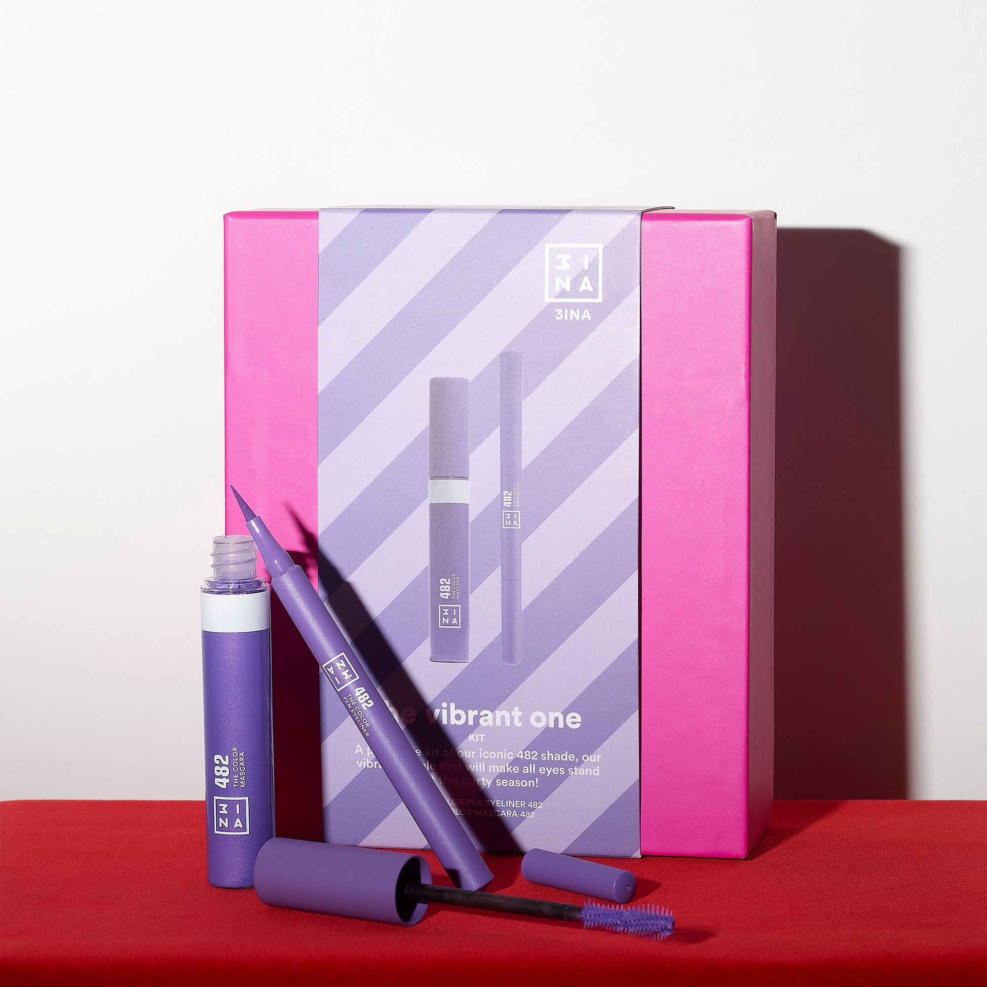 The Vibrant One Kit Сетови за шминкање