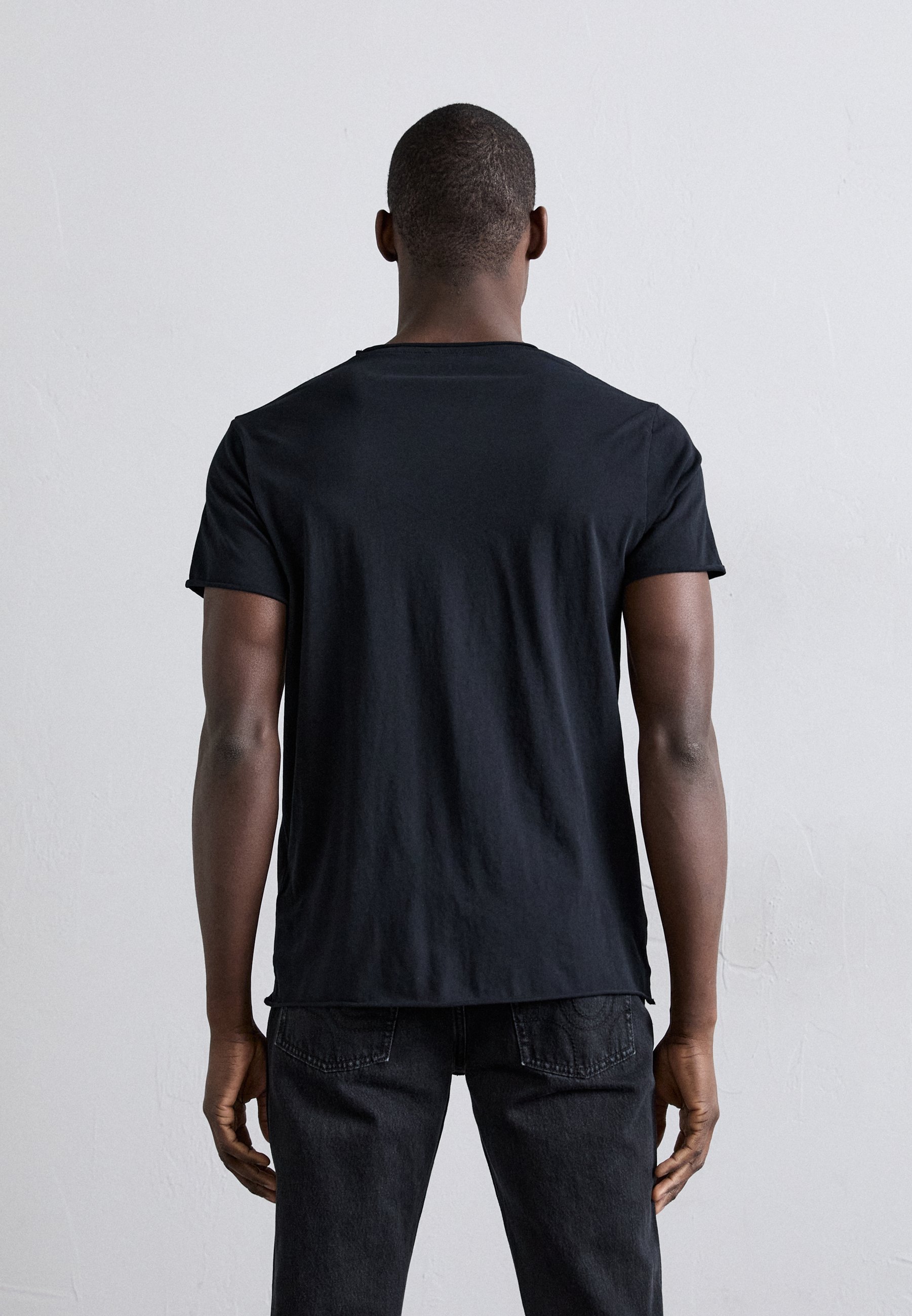 Filippa K ROLL NECK T-SHIRT - Basic T-shirt - zwart