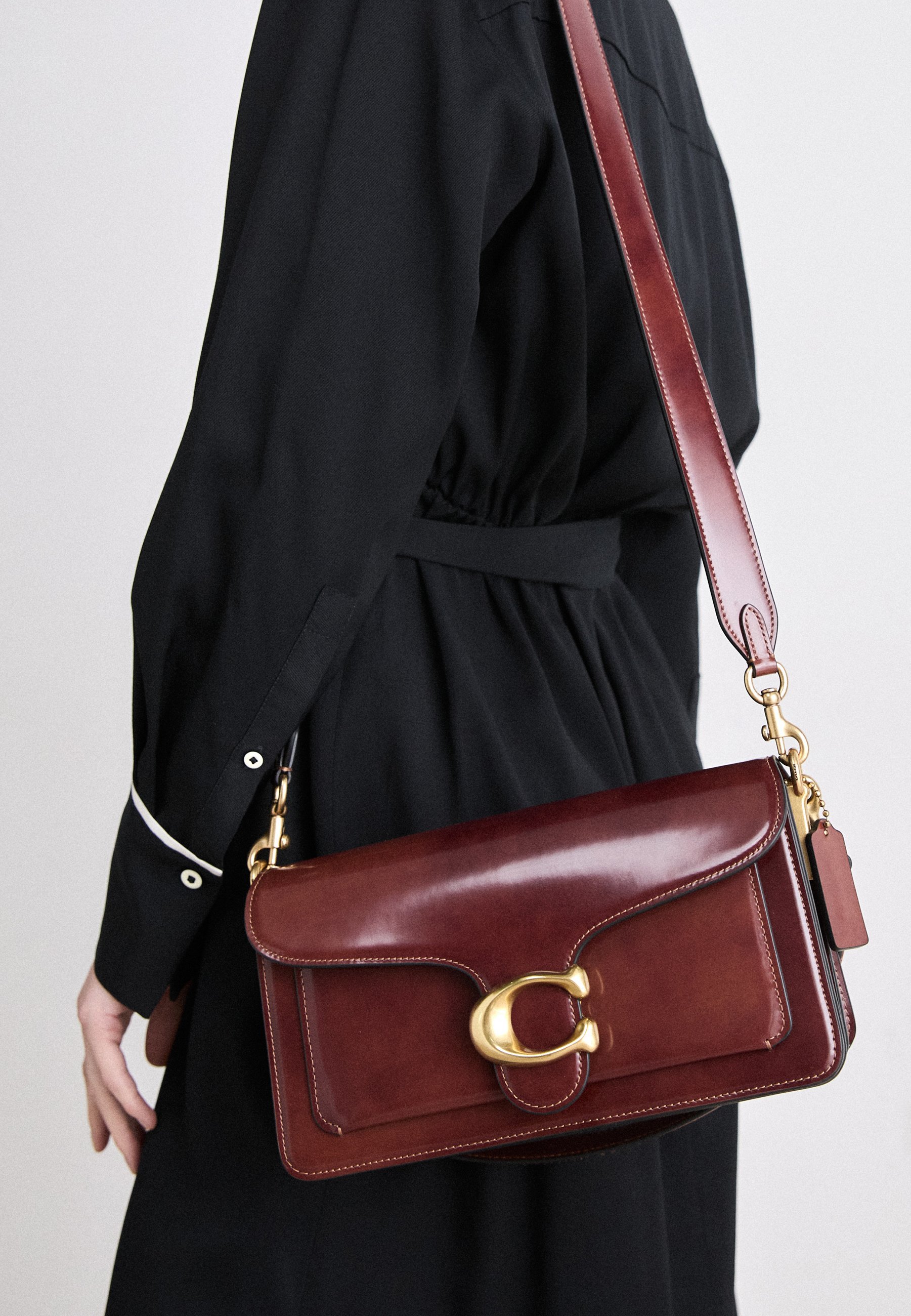 COACH SPAZZOLATO TABBY SCHOUDERTAS 26 - Crossbodytas - donker neutraal