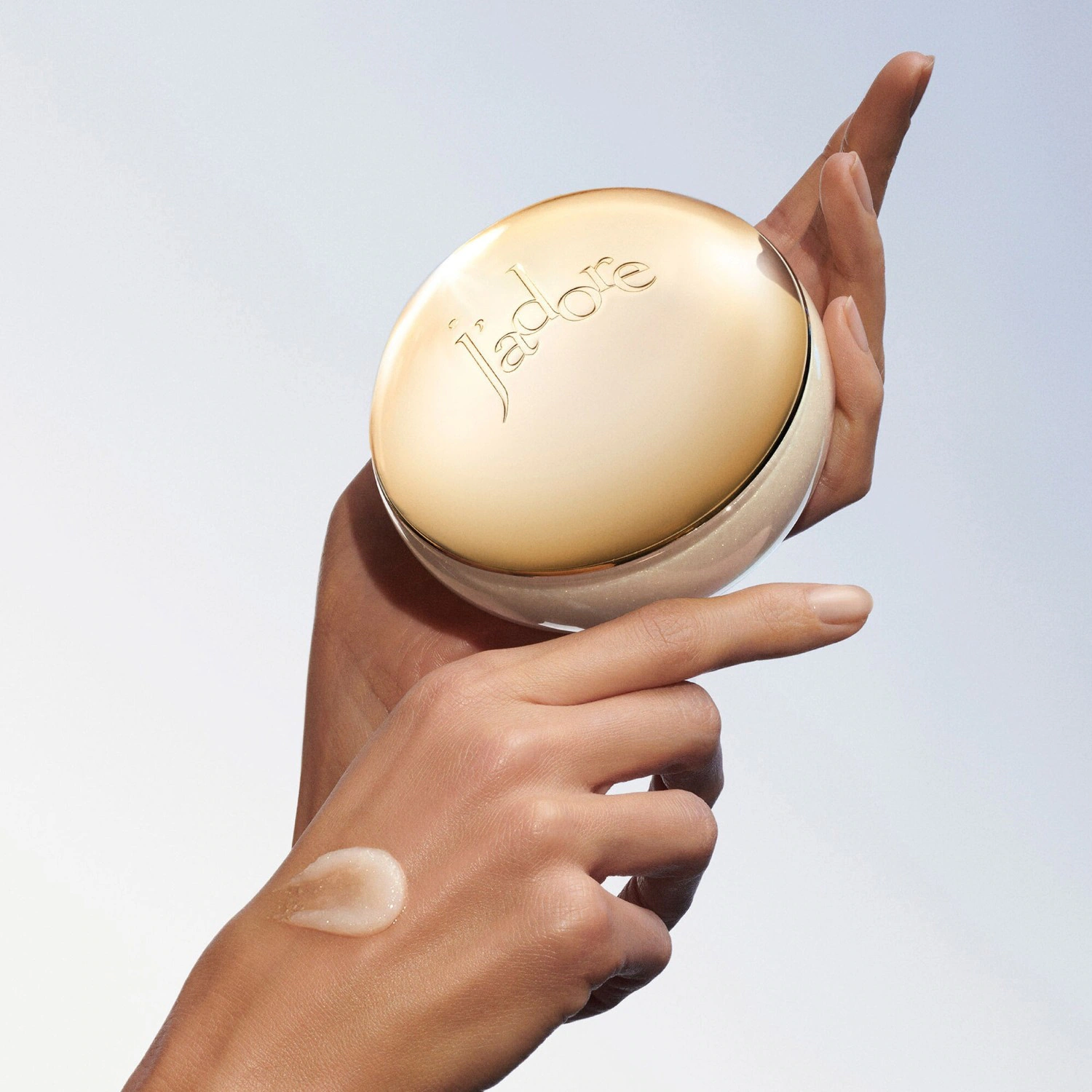 DIOR Les Adorables - Gommage Scintillant - Gommage parfumé pour le corps