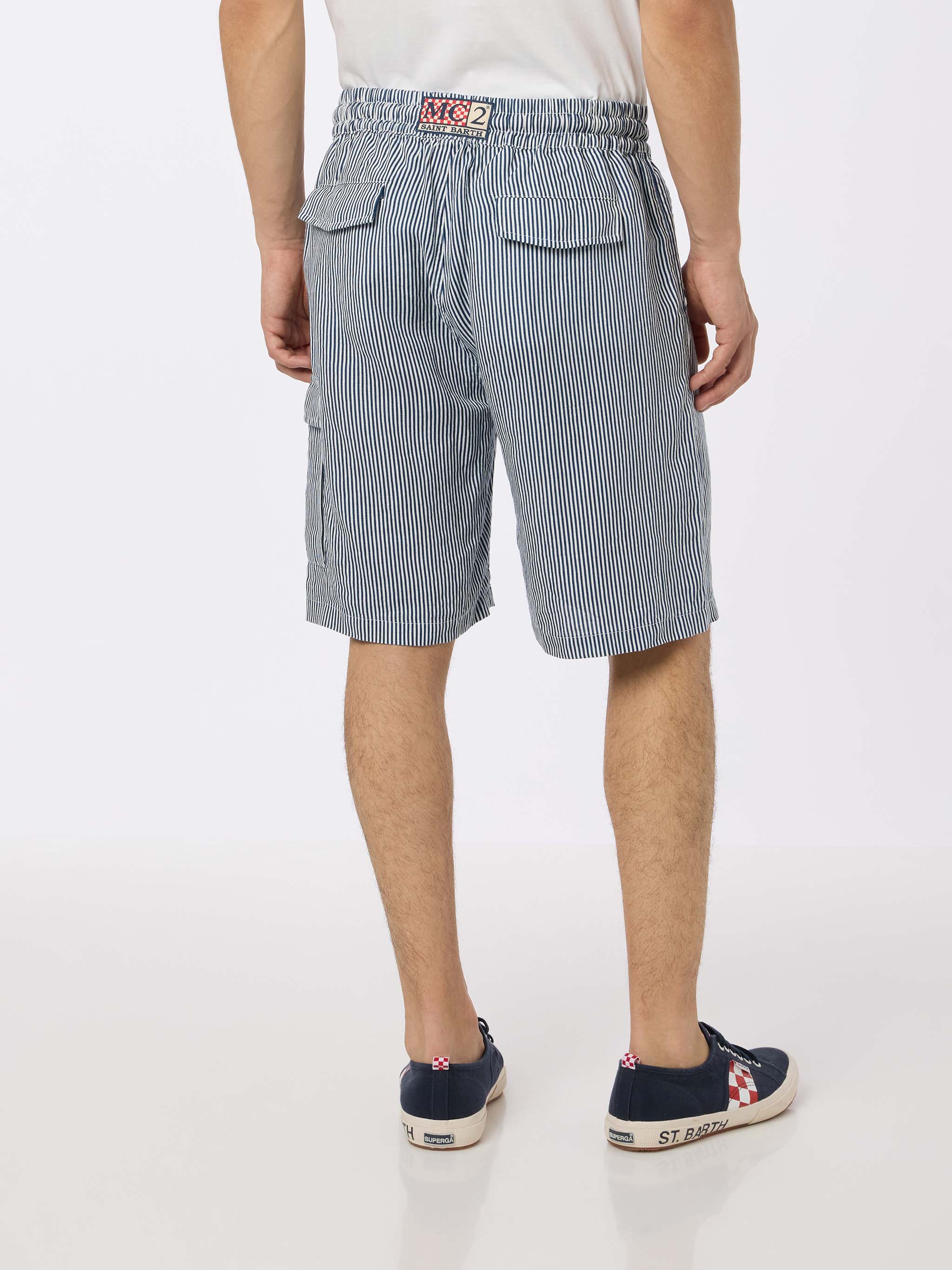 Marseille herenbermudashorts van blauw gestreept linnen.