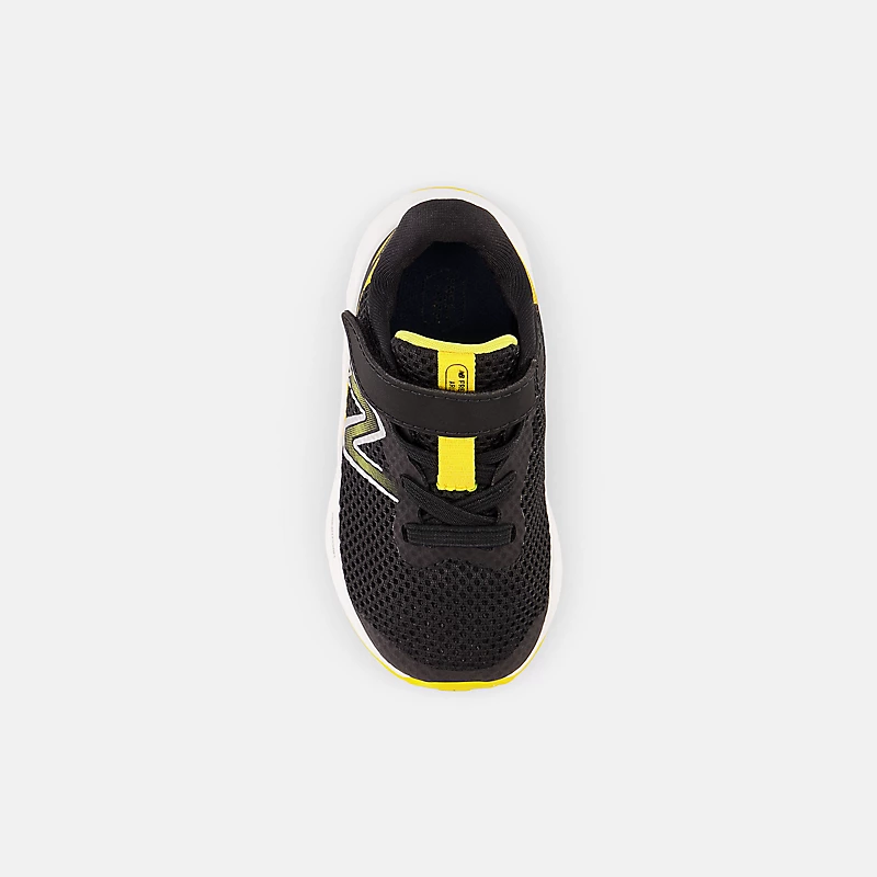 Enfant Fresh Foam Arishi v4 Bungee Lace z górnym paskiem - Czarny z gorącym nagietkiem