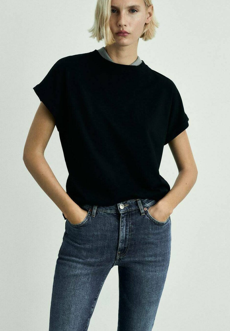 Džínsy Mango Slim fit - tmavomodré