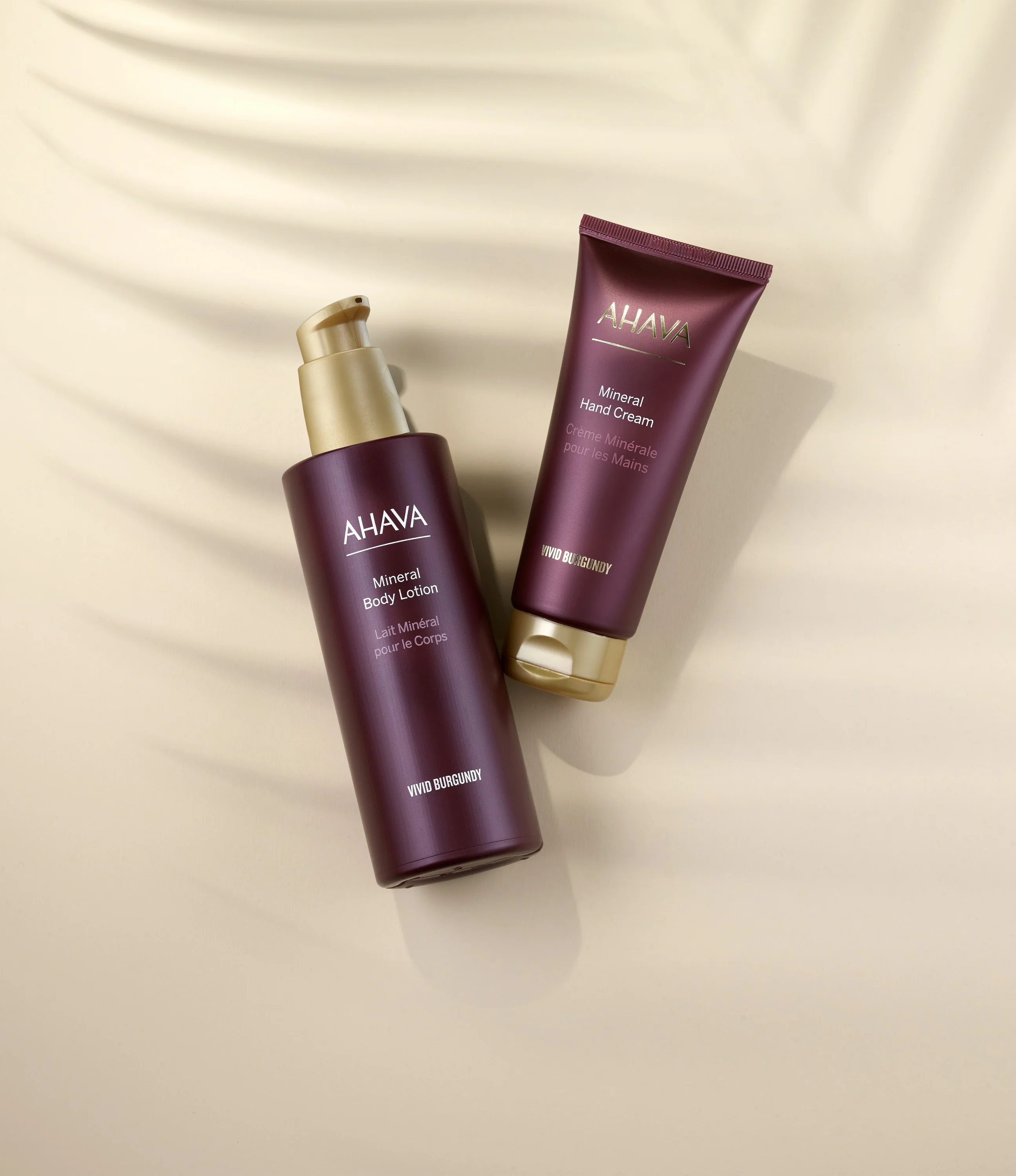 Deadsea Water Vivid Burgundy Hand Cream - Trattamento Mani
