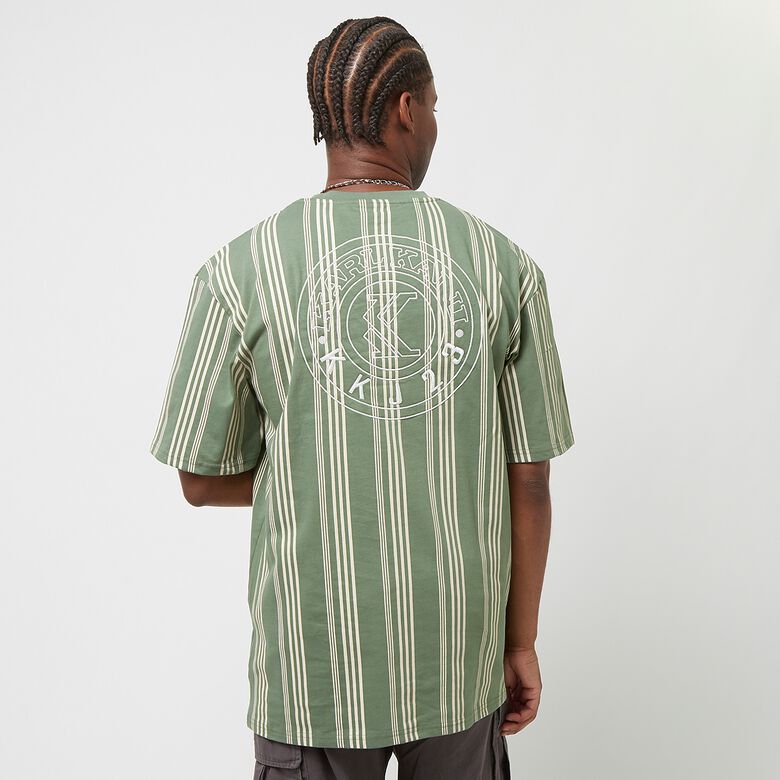 Kleines gestreiftes T-Shirt mit charakteristischer Aufschrift