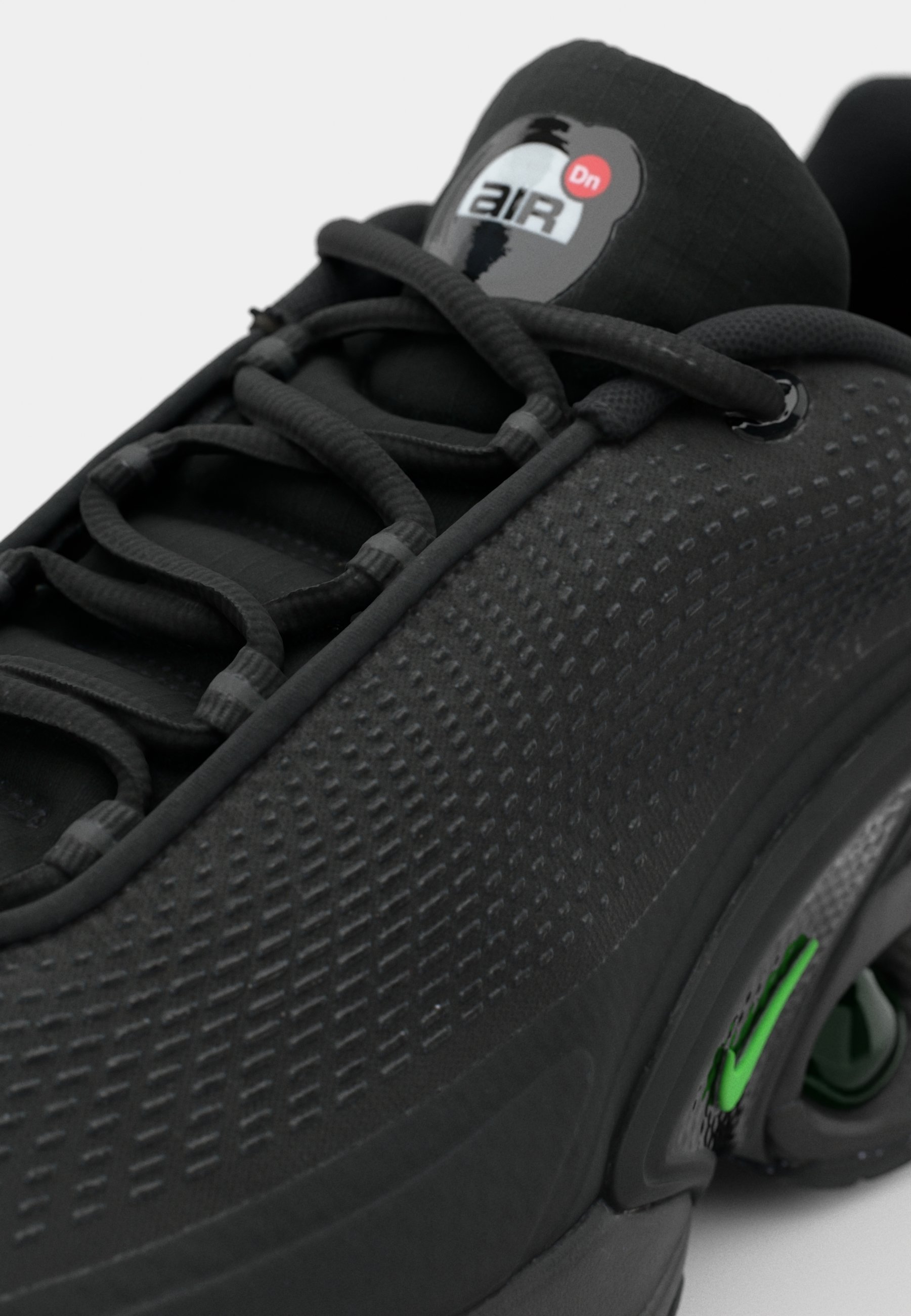 Nike Sportswear AIR MAX DN - Scarpe da ginnastica - nero/verde strike/antracite