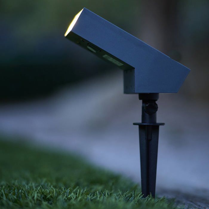 Foco solar SOLTEK de 500 lúmenes