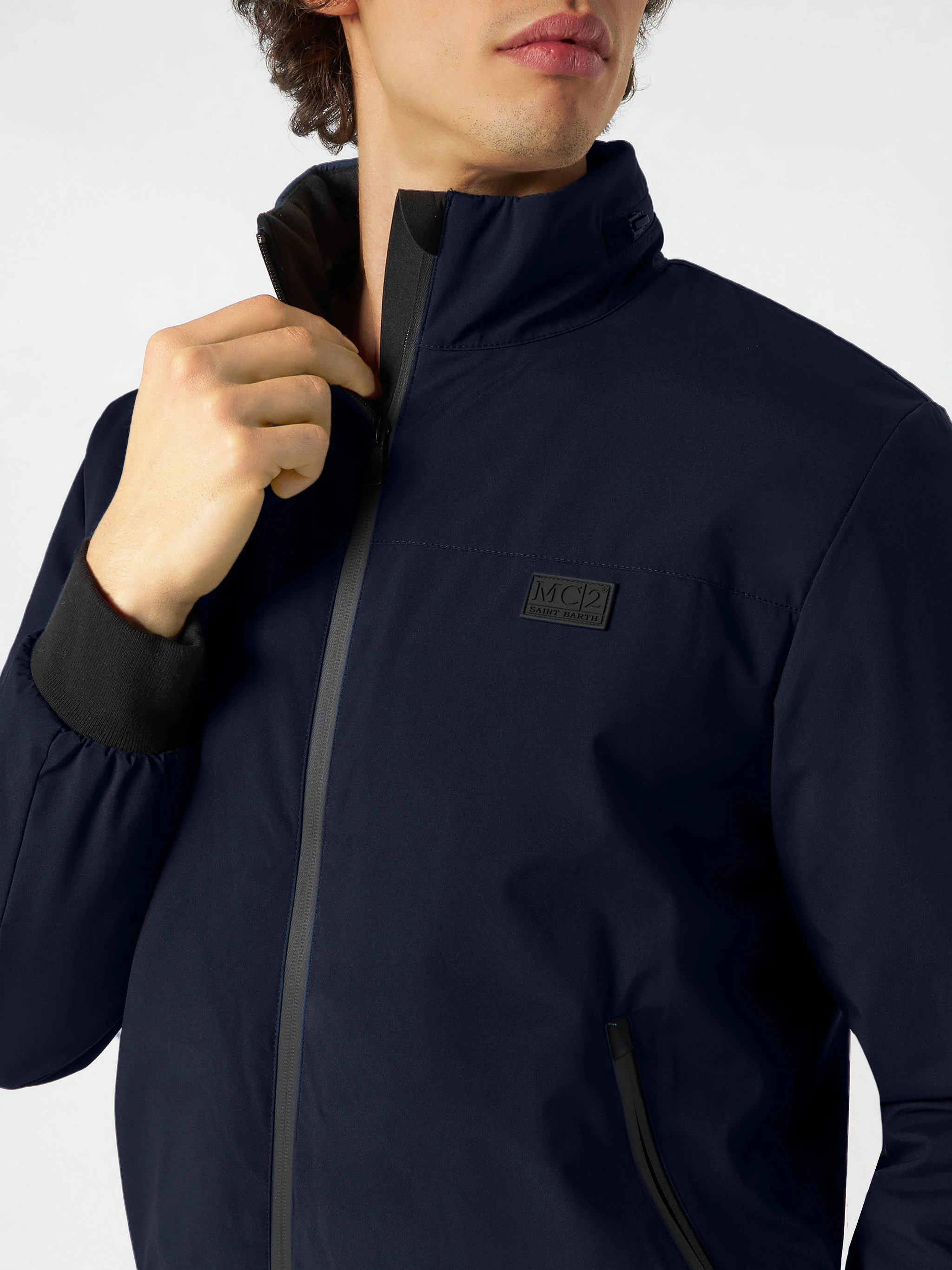 Blaue Herren-Bomberjacke mit Sherpa-Futter