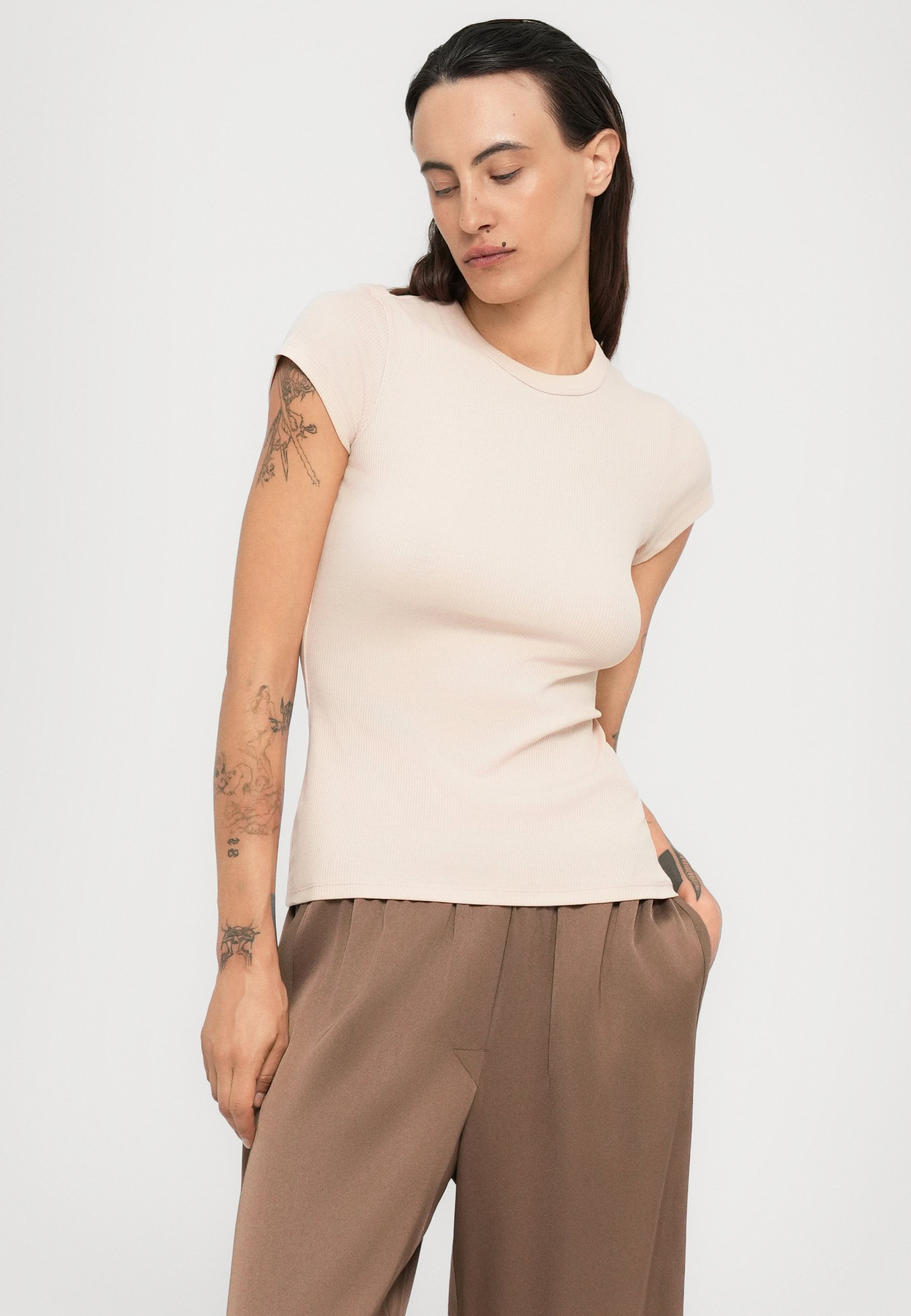Camiseta básica Filippa K FINE TEE - rosa antigo