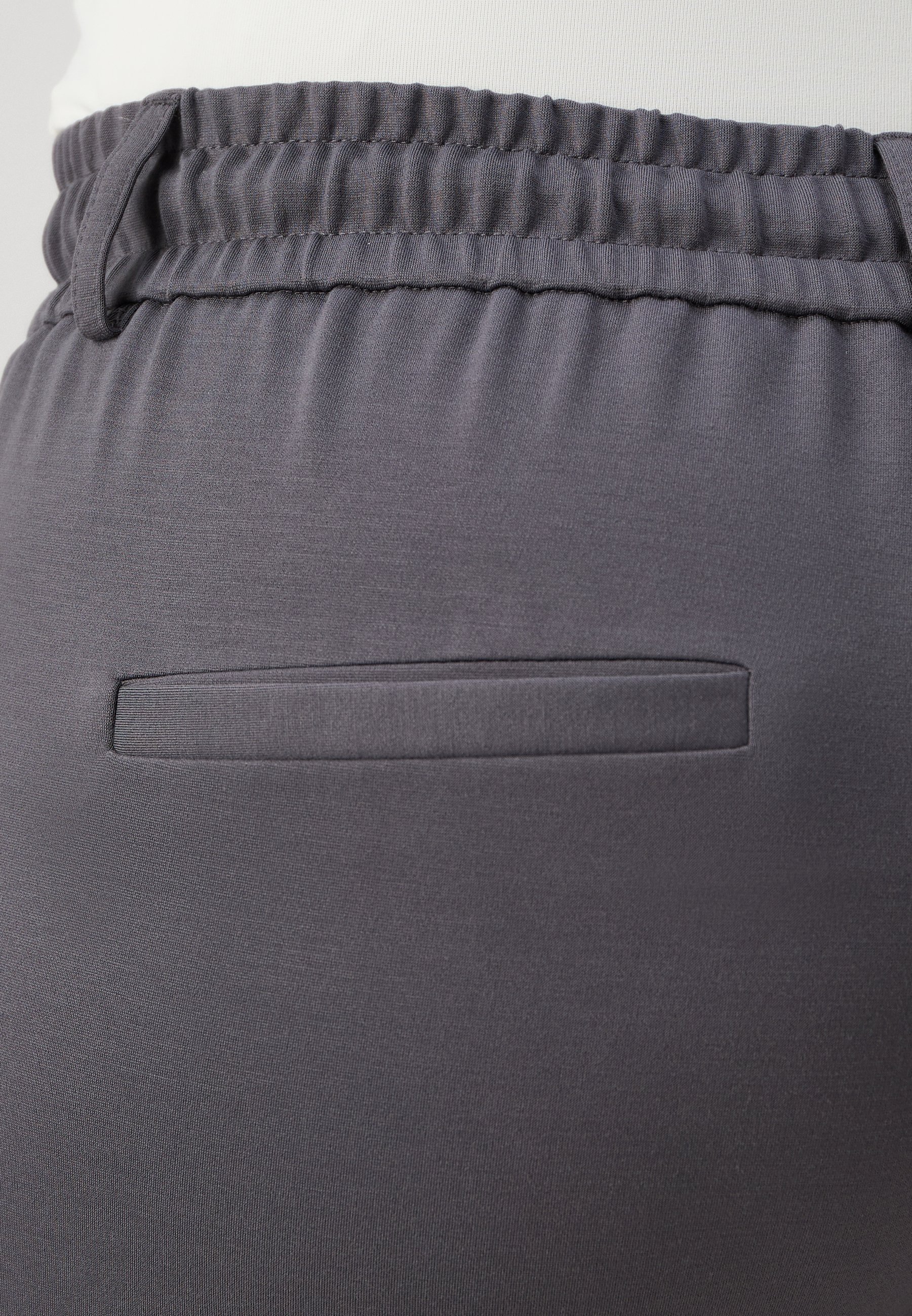 SOLO Carmakoma CARGOLDTRASH LIFE CLASSIC - Pantaloni - magnete
