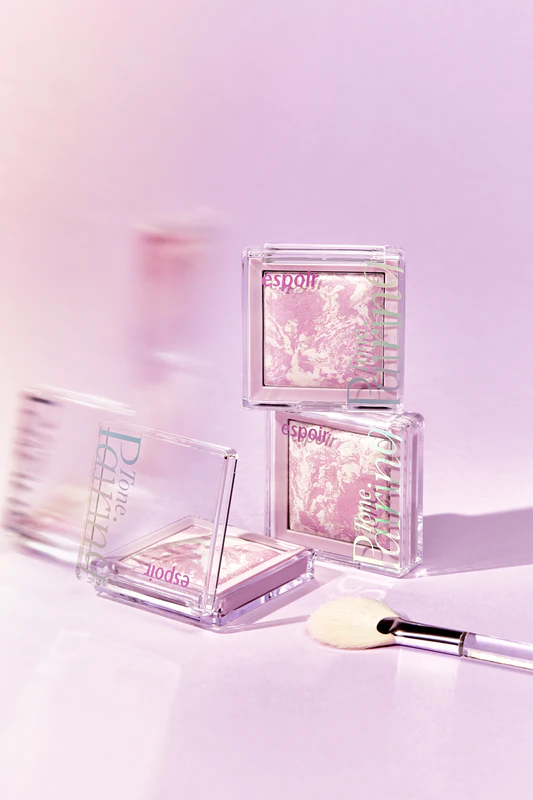 Rozjasňovač espoir Tone Pairing Highlighter na tvár a očné okolie so štetcom
